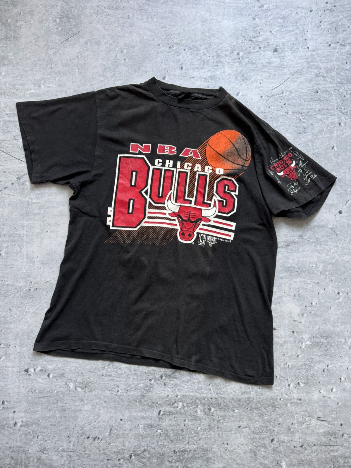 NBA × Vintage 90s Chicago Bulls vintage tee SuperShirt Size US L / EU 52-54 / 3 - 2 Thumbnail