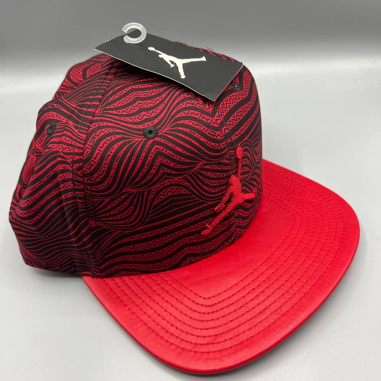 Jordan Brand Air Jordan Hat Men Wave Pattern Embroidered Snap Back Cap Size ONE SIZE - 3 Thumbnail