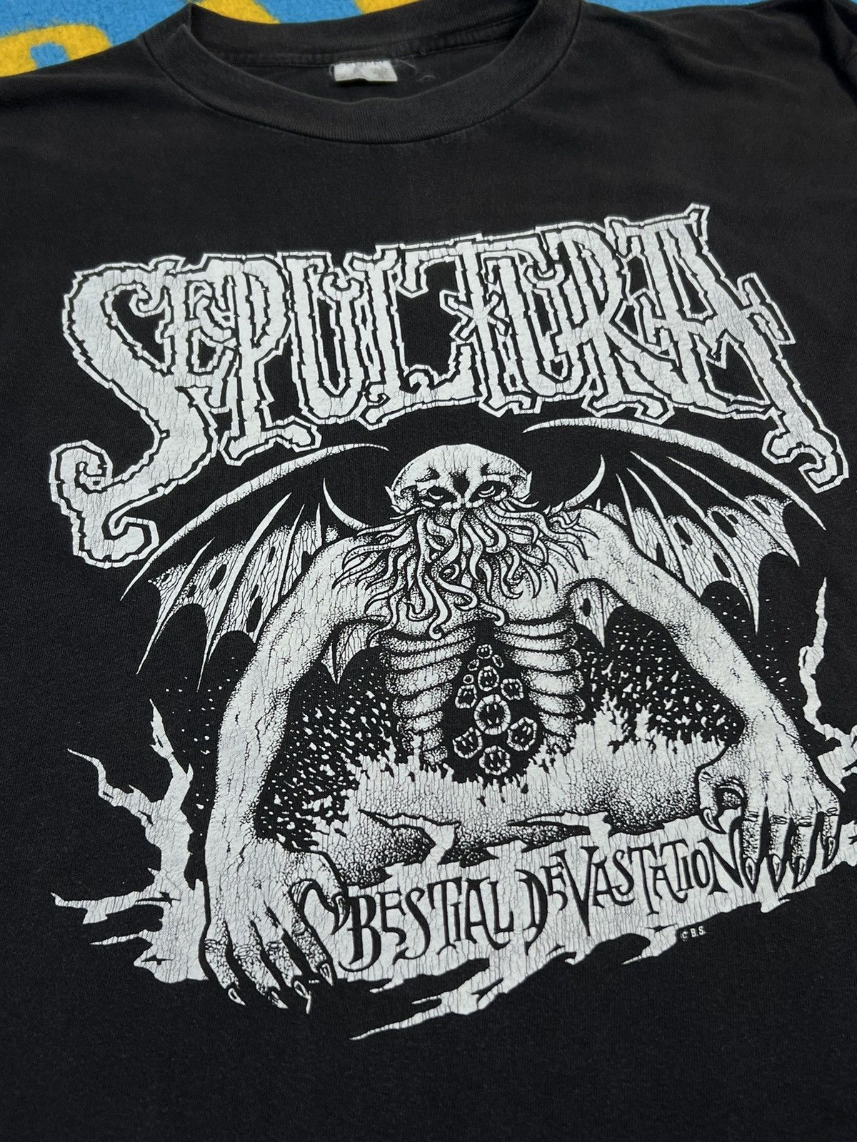 Band Tees 1992 Vintage Sepultura Bestial Devastation Long Sleeve Shirt Size US XL / EU 56 / 4 - 8 Thumbnail