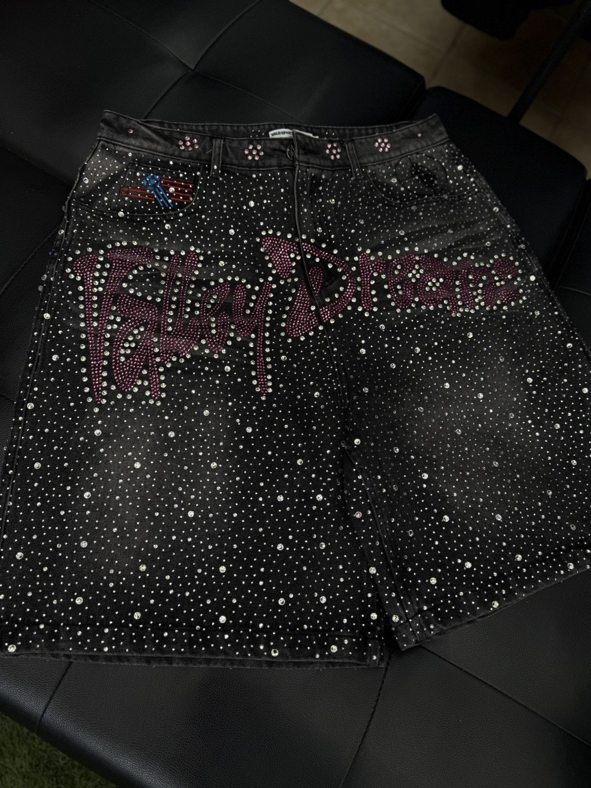 Vale Vale Valley Dreams Rhinestone Shorts Size 32 Size US 32 / EU 48 - 3 Thumbnail
