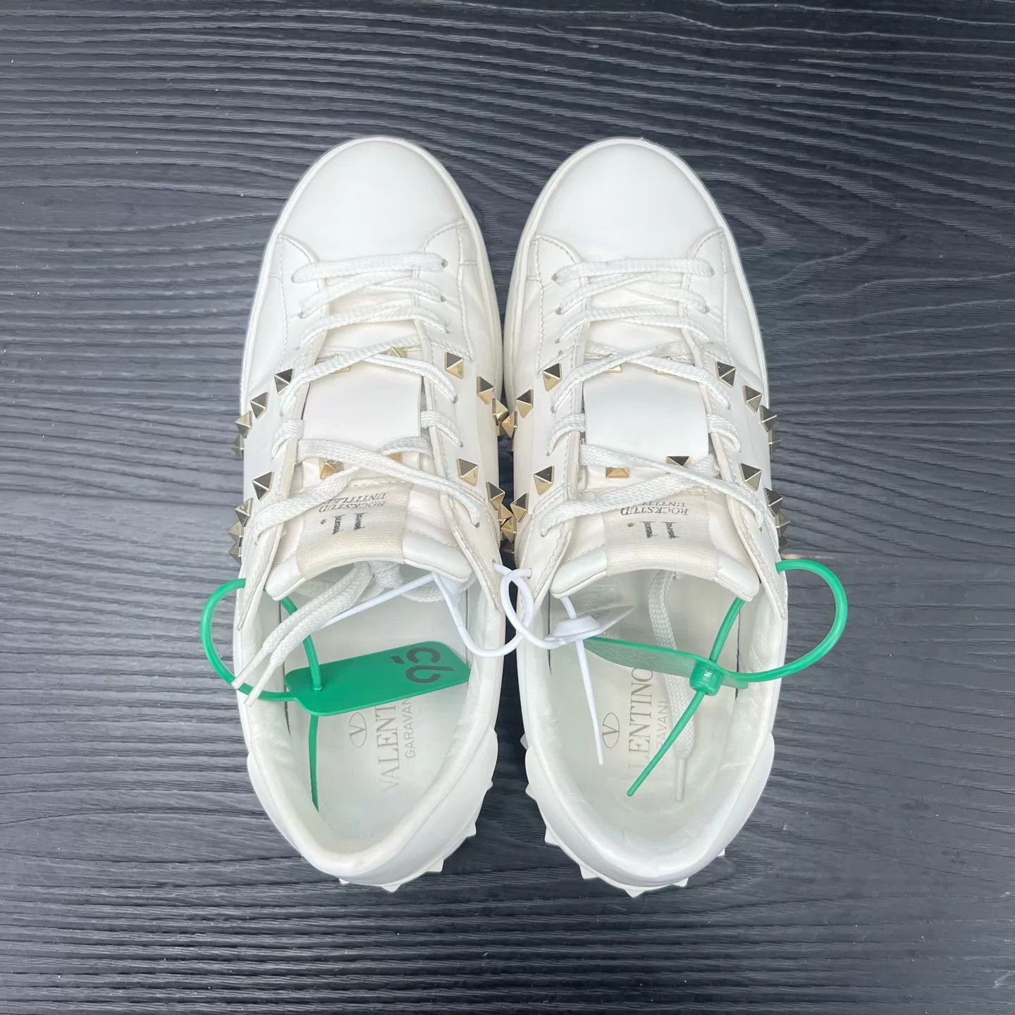 Valentino Valentino Rockstud White 41 Like New Size US 8 / EU 41 - 8 Thumbnail