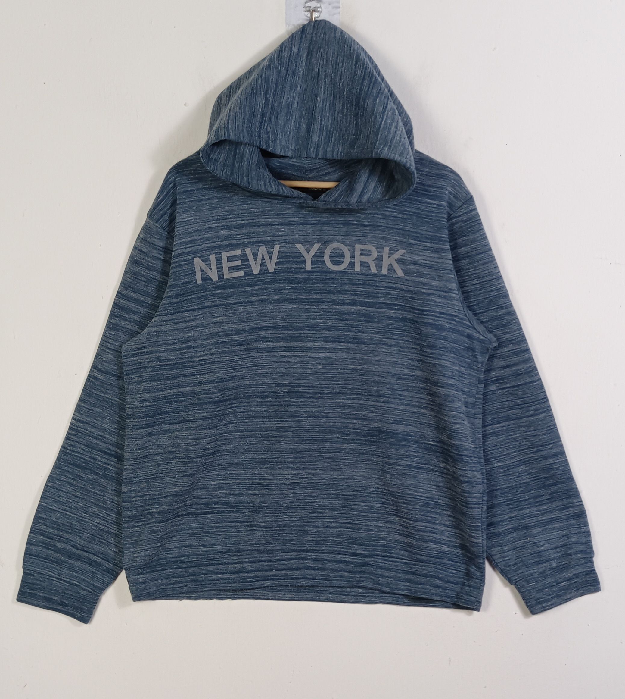 Mossimo × Vintage Vintage Mossimo Hoodies Sweatshirt "New York" Size US L / EU 52-54 / 3 - 1 Thumbnail