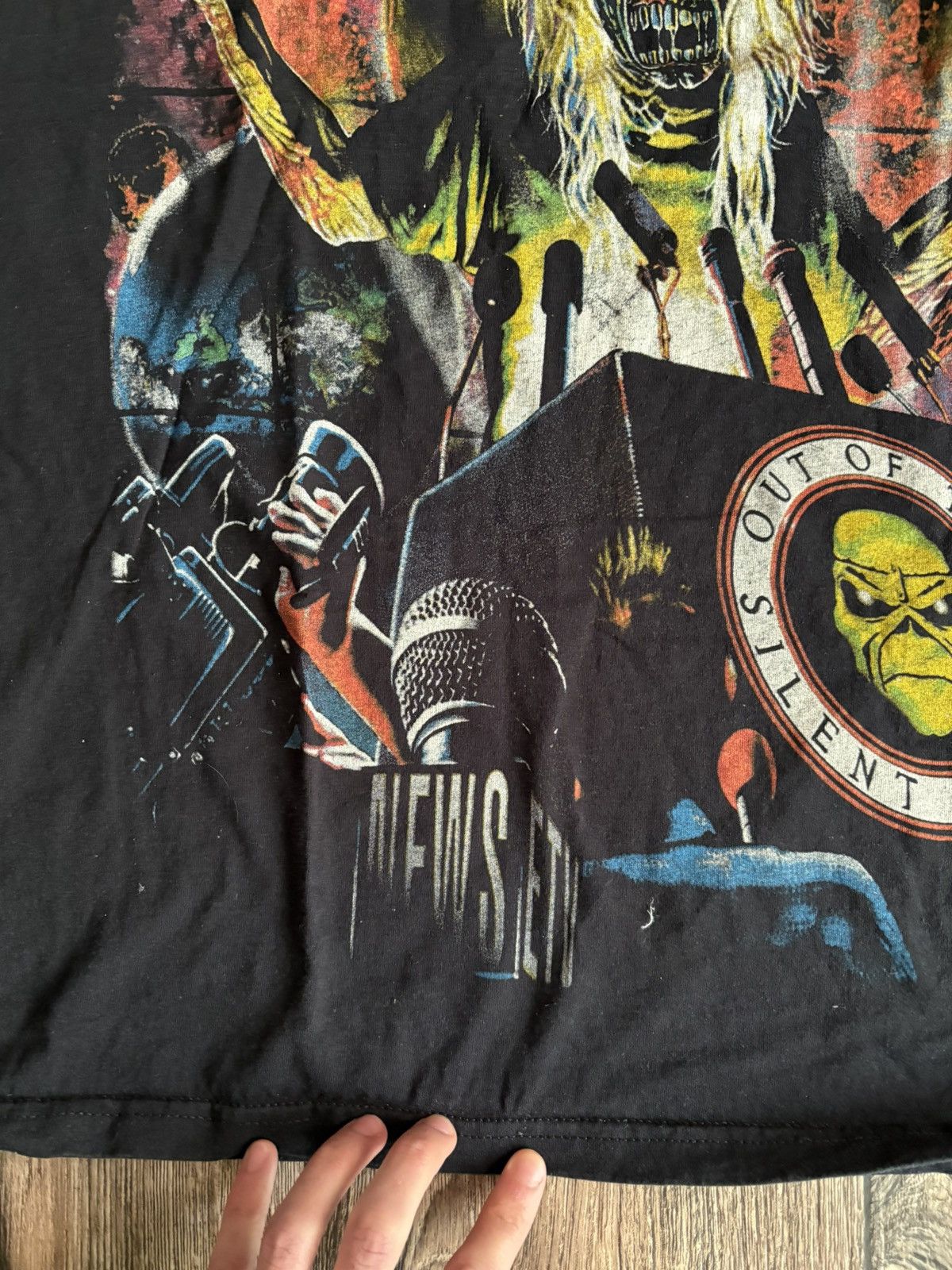 Band Tees × Iron Maiden × Vintage 2000s Iron Maiden ‘Out Of The Silent Planet’ Rock T-Shirt Size US XL / EU 56 / 4 - 6 Thumbnail