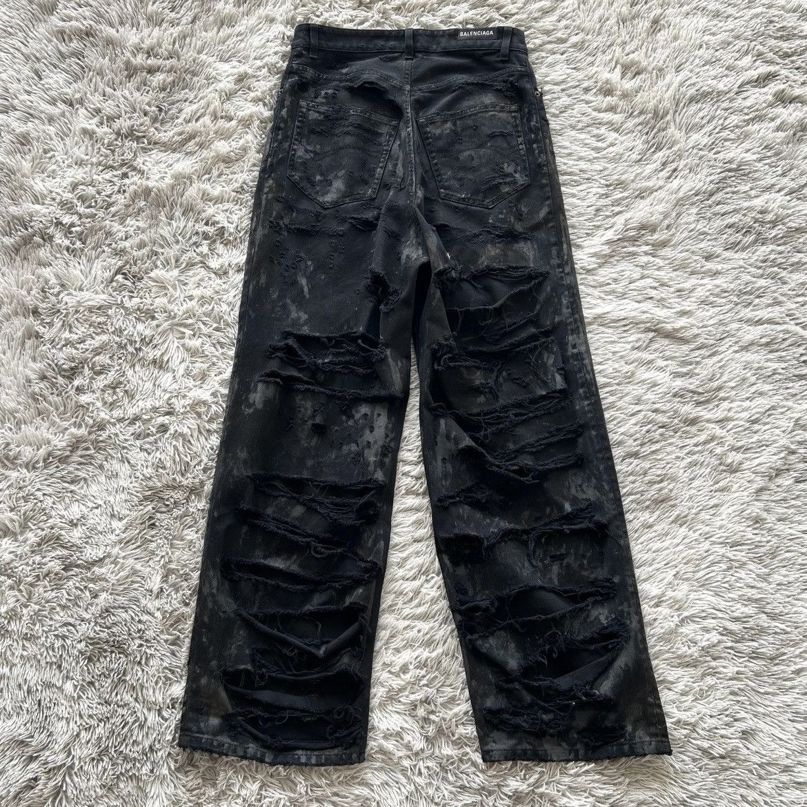 Balenciaga Balenciaga Mud Destroy Denim Size US 32 / EU 48 - 1 Thumbnail