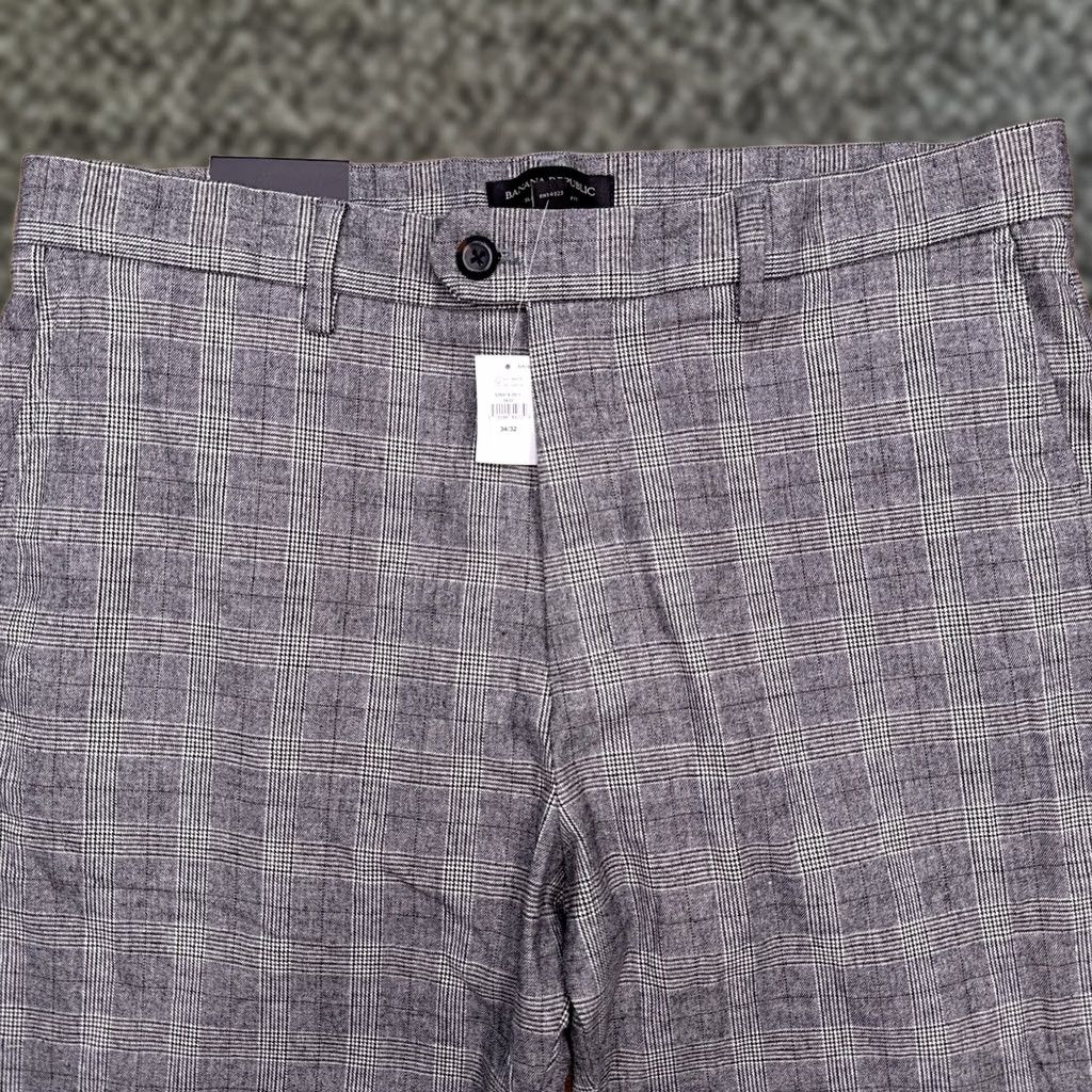 Banana Republic Banana Republic Grayson Pants Mens 34x32 Gray Plaid Slim Tapered Fit New Size US 34 / EU 50 - 1 Thumbnail