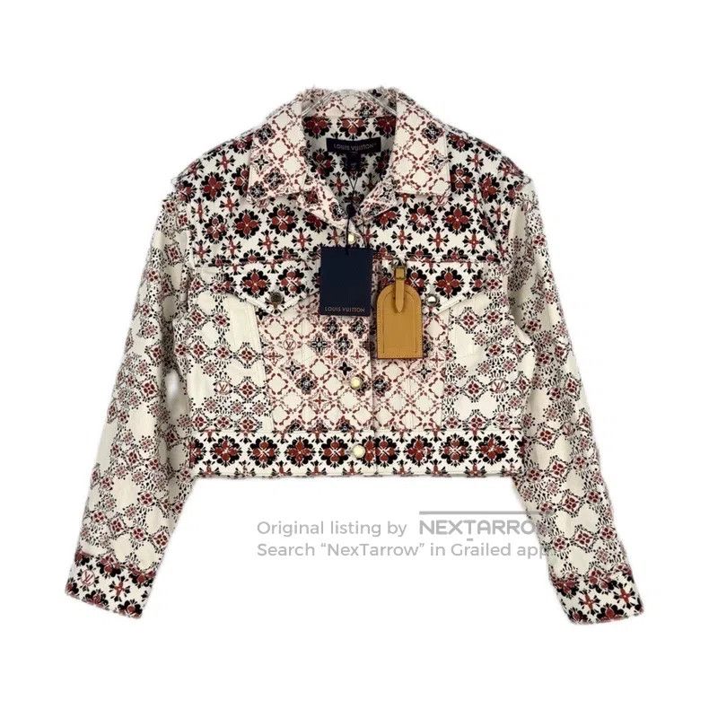 Louis Vuitton Louis Vuitton Reddish brown floral-patterned leather label Size XS / US 0-2 / IT 36-38 - 1 Thumbnail