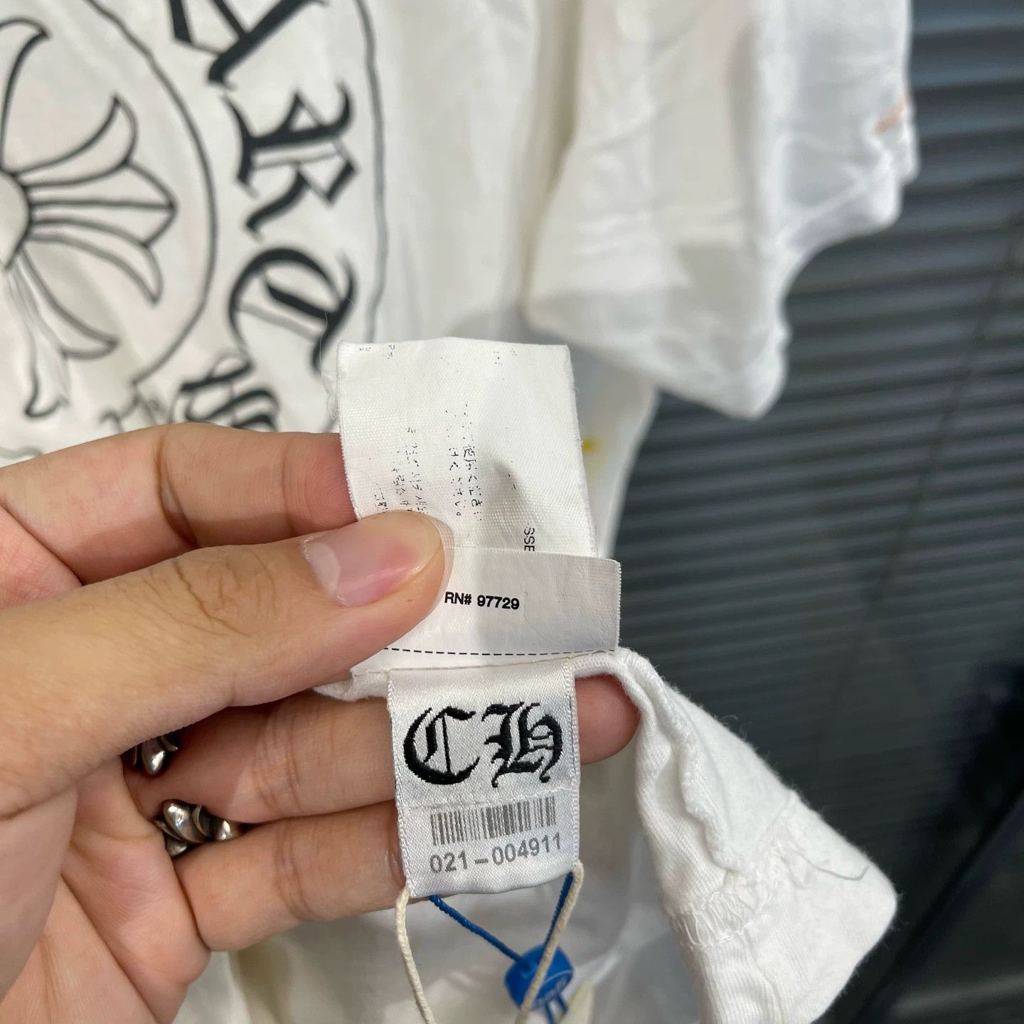 Chrome Hearts CH Rainbow Sanskrit Back Horseshoe SS Tee XL 99new Size US XL / EU 56 / 4 - 8 Thumbnail