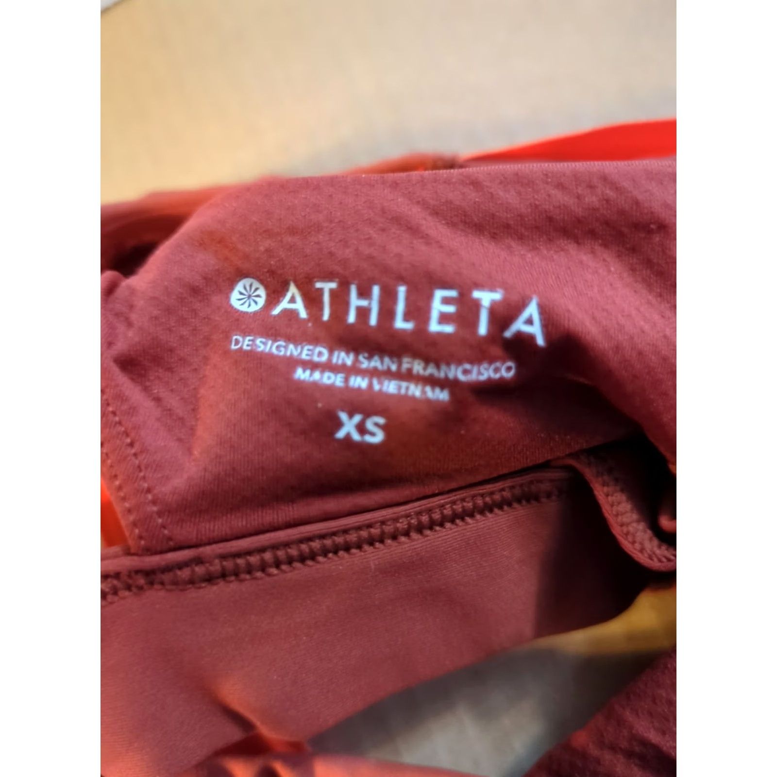Athleta Athleta Tank Top Supportive Padded Built-In Bra Orange Womens XS Sleeveless Racerback Athletic Activewear Shirt Shirt? Size XS / US 0-2 / IT 36-38 - 3 Thumbnail
