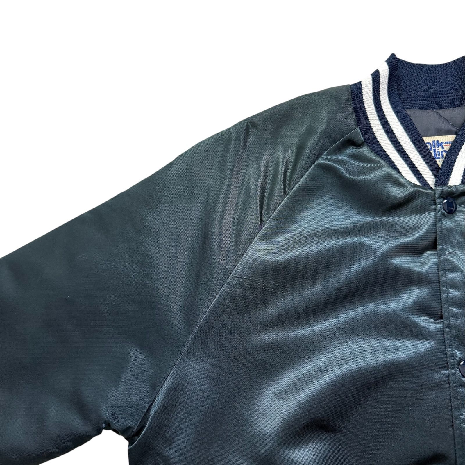 MLB VTG 90s NEW YORK YANKEES CHALK LINE SATIN JACKET SPELL OUT Size US M / EU 48-50 / 2 - 8 Thumbnail