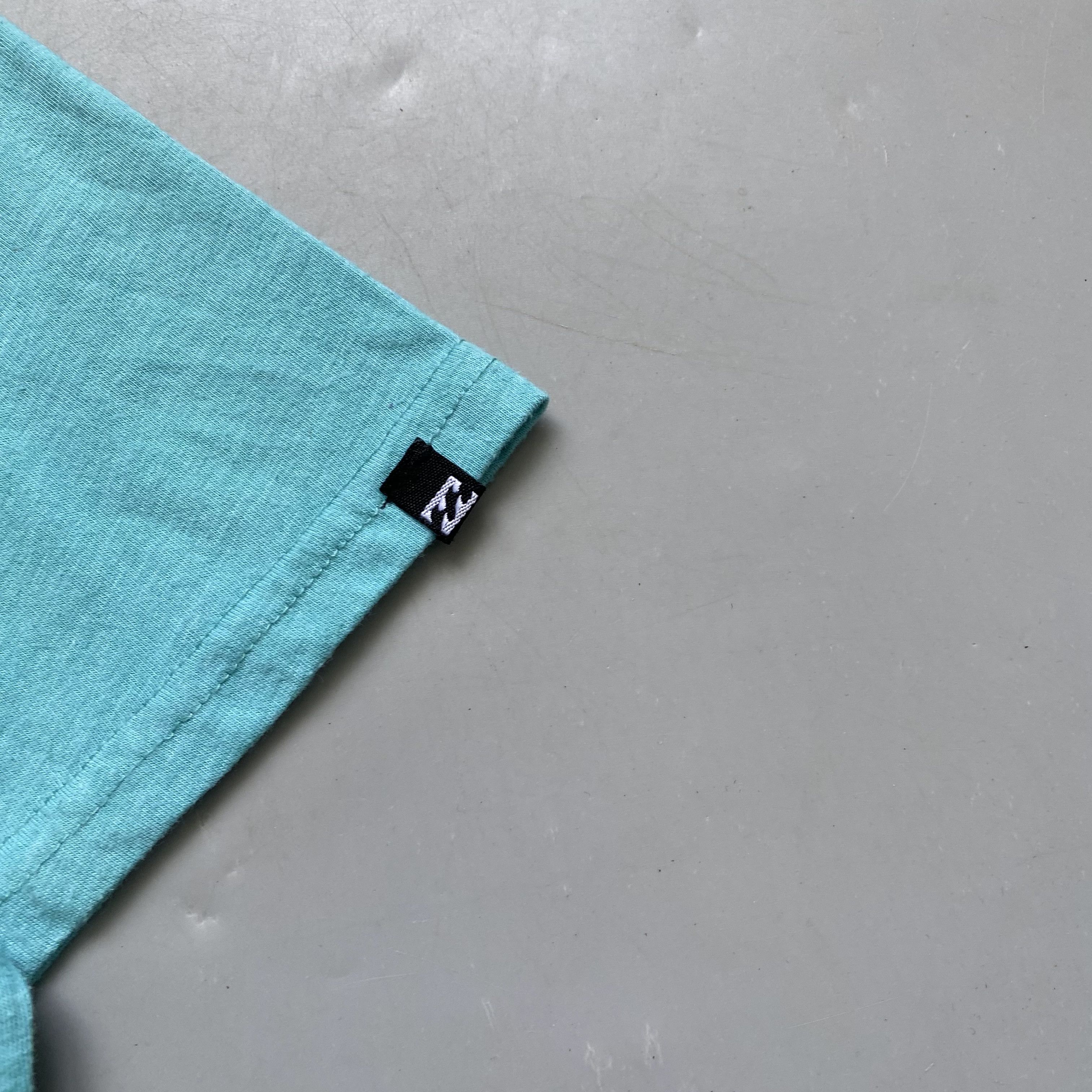 Billabong 🏄🏼‍♂️ RARE BILLABONG x Andy Davis surfing tee Vintage Size US S / EU 44-46 / 1 - 4 Thumbnail