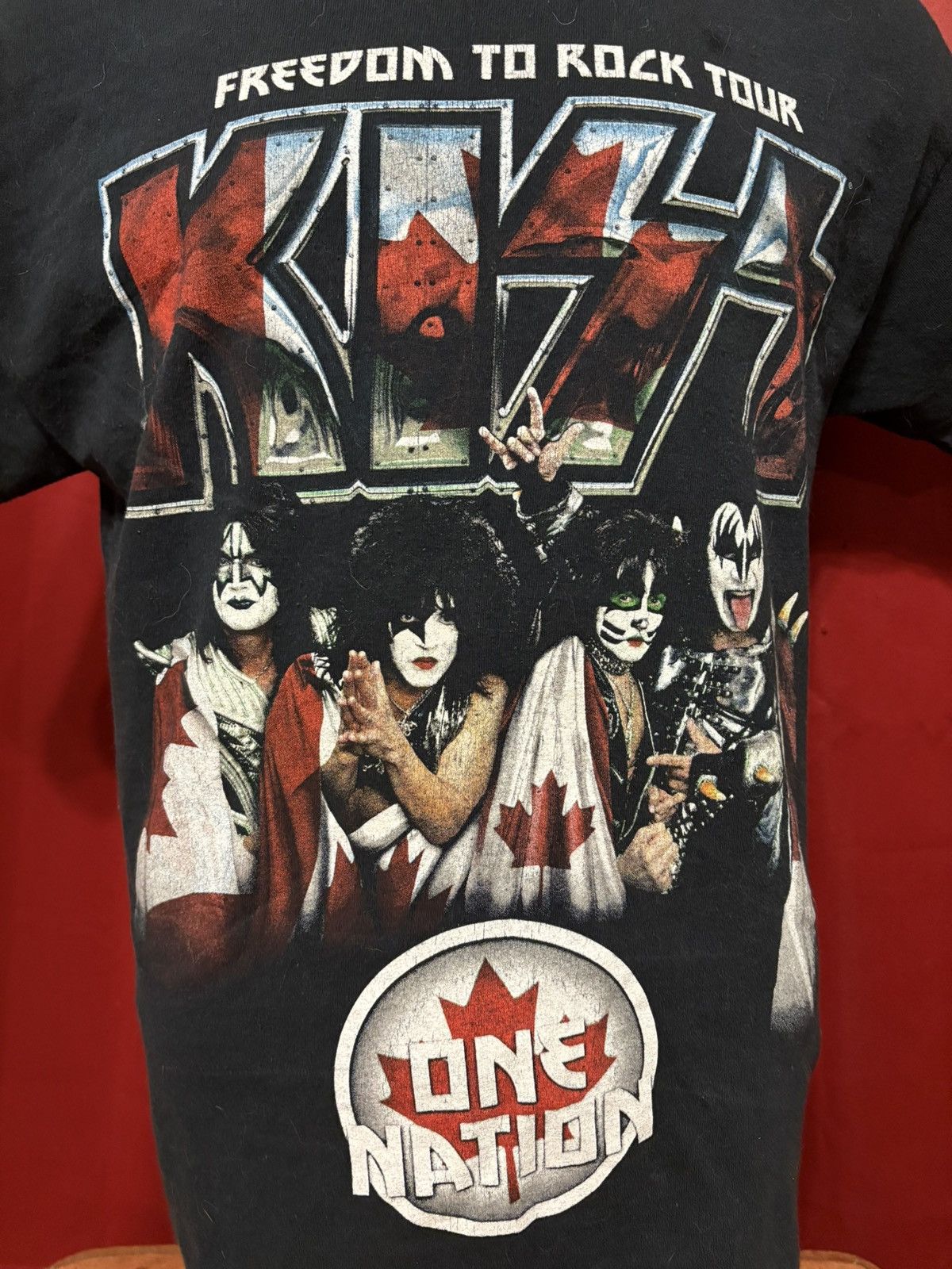 Band Tees KISS Band Tshirt Y2K Canada Concert Tour Grail Size US L / EU 52-54 / 3 - 2 Thumbnail
