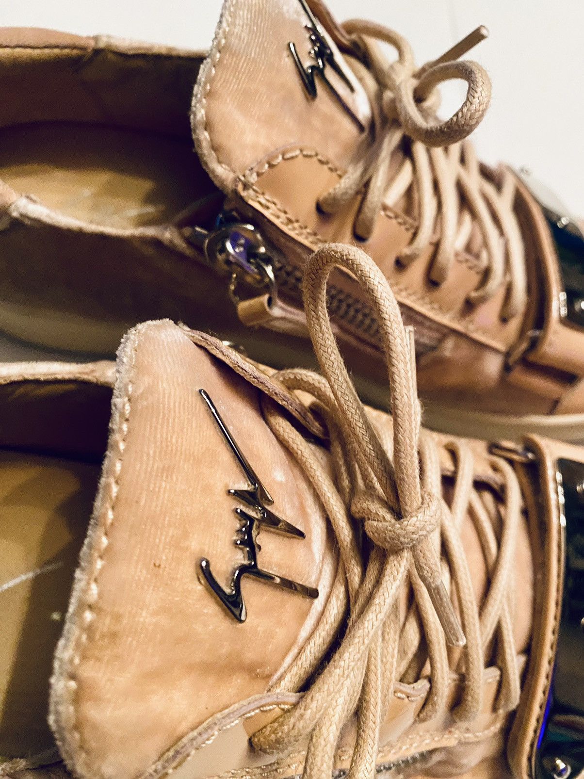 Giuseppe Zanotti Giuseppe Zanotti 🇮🇹 Pink Velvet Brek Veronica Sneakers 38 Size US 8 / IT 38 - 14 Thumbnail
