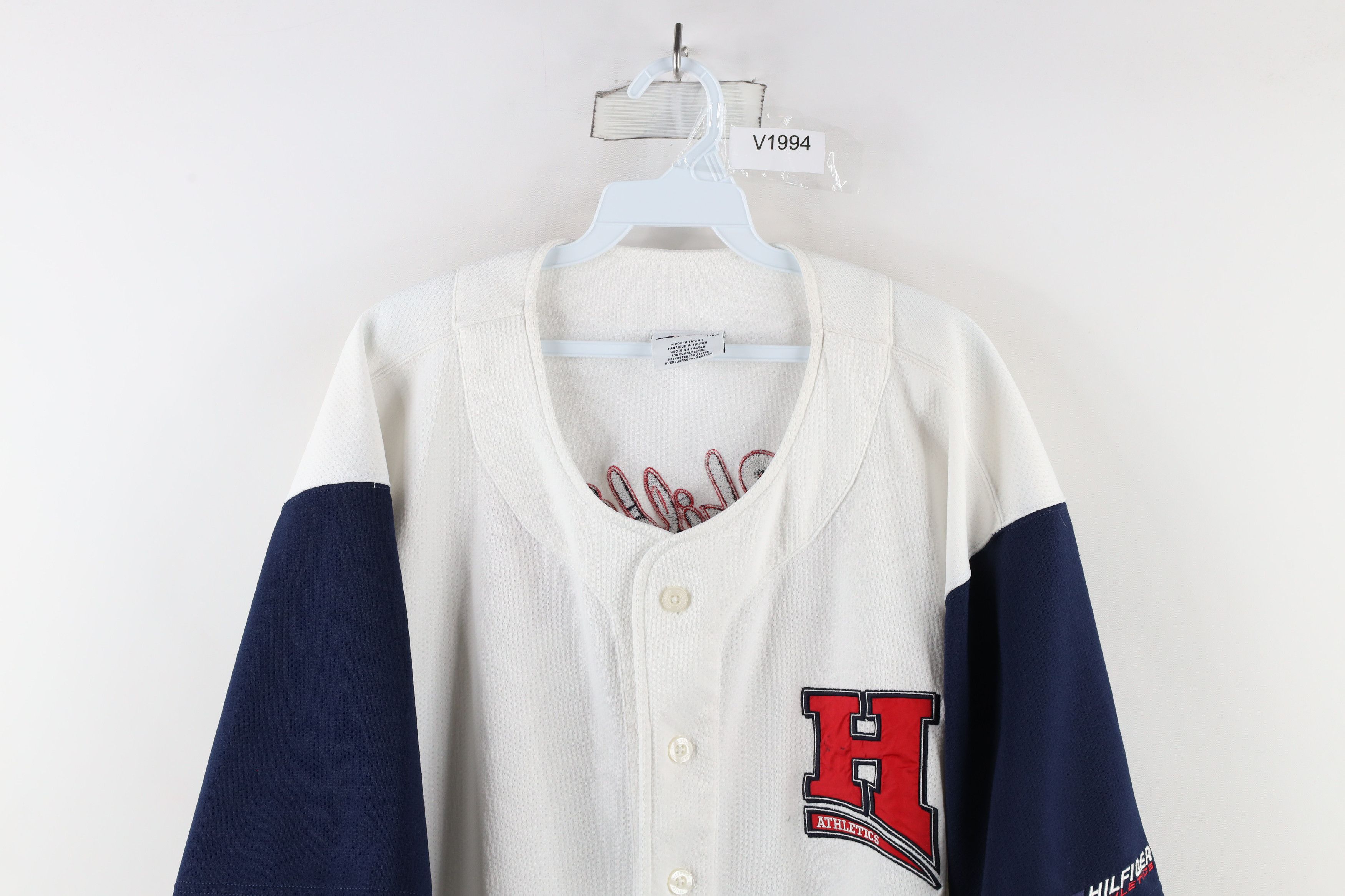 Tommy Hilfiger × Vintage Vintage 90s Tommy Hilfiger Spell Out Baseball Jersey White Size US L / EU 52-54 / 3 - 2 Thumbnail