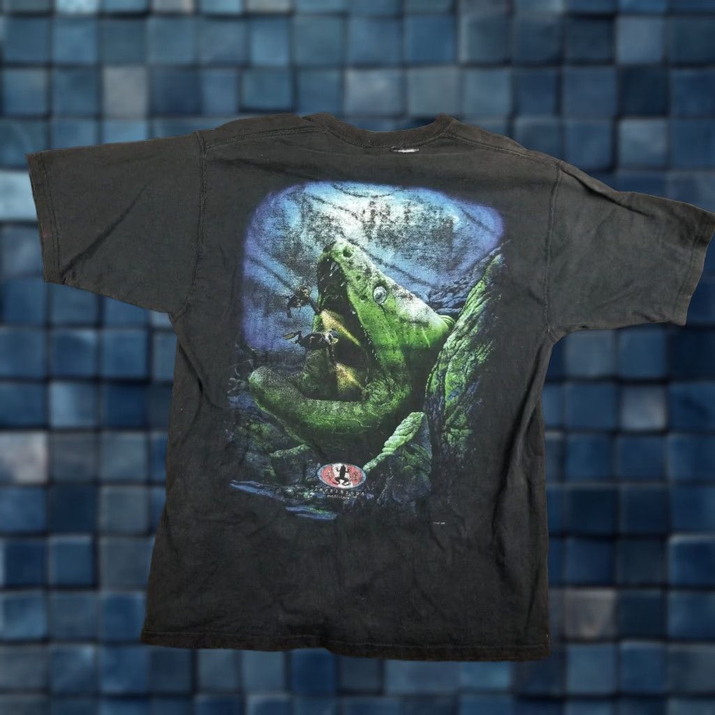 Vintage VINTAGE Amphibious Outfitters T-Shirt Men Large 1990s Black Scuba Diving Skull Graphic Grunge Size US L / EU 52-54 / 3 - 1 Thumbnail