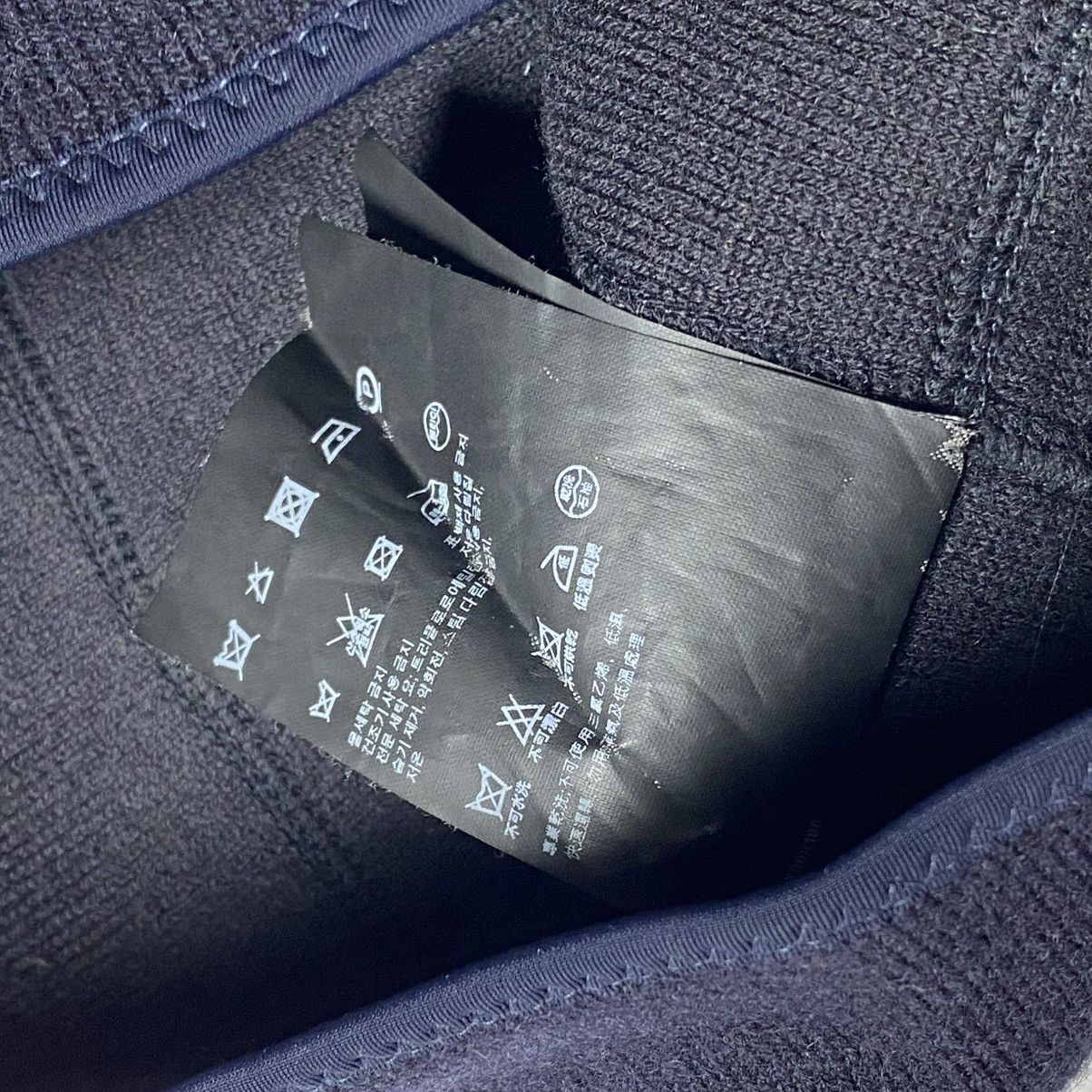 Prada PRADA BLACK TAB BEANIE Size ONE SIZE - 6 Thumbnail