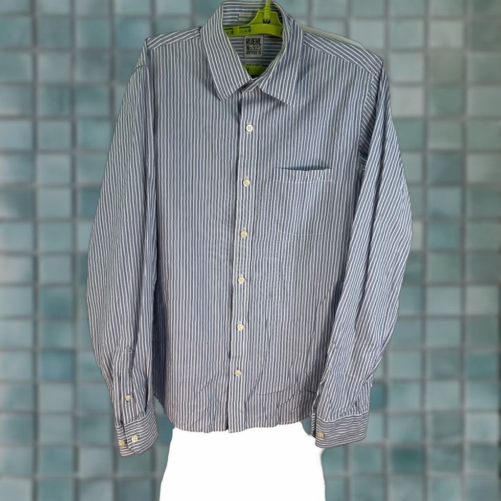Vintage VINTAGE Ruehl Men's Button-Up Shirt Long Sleeve Casual Office Wear Blue & White Stripes Size L Size US L / EU 52-54 / 3 - 1 Thumbnail