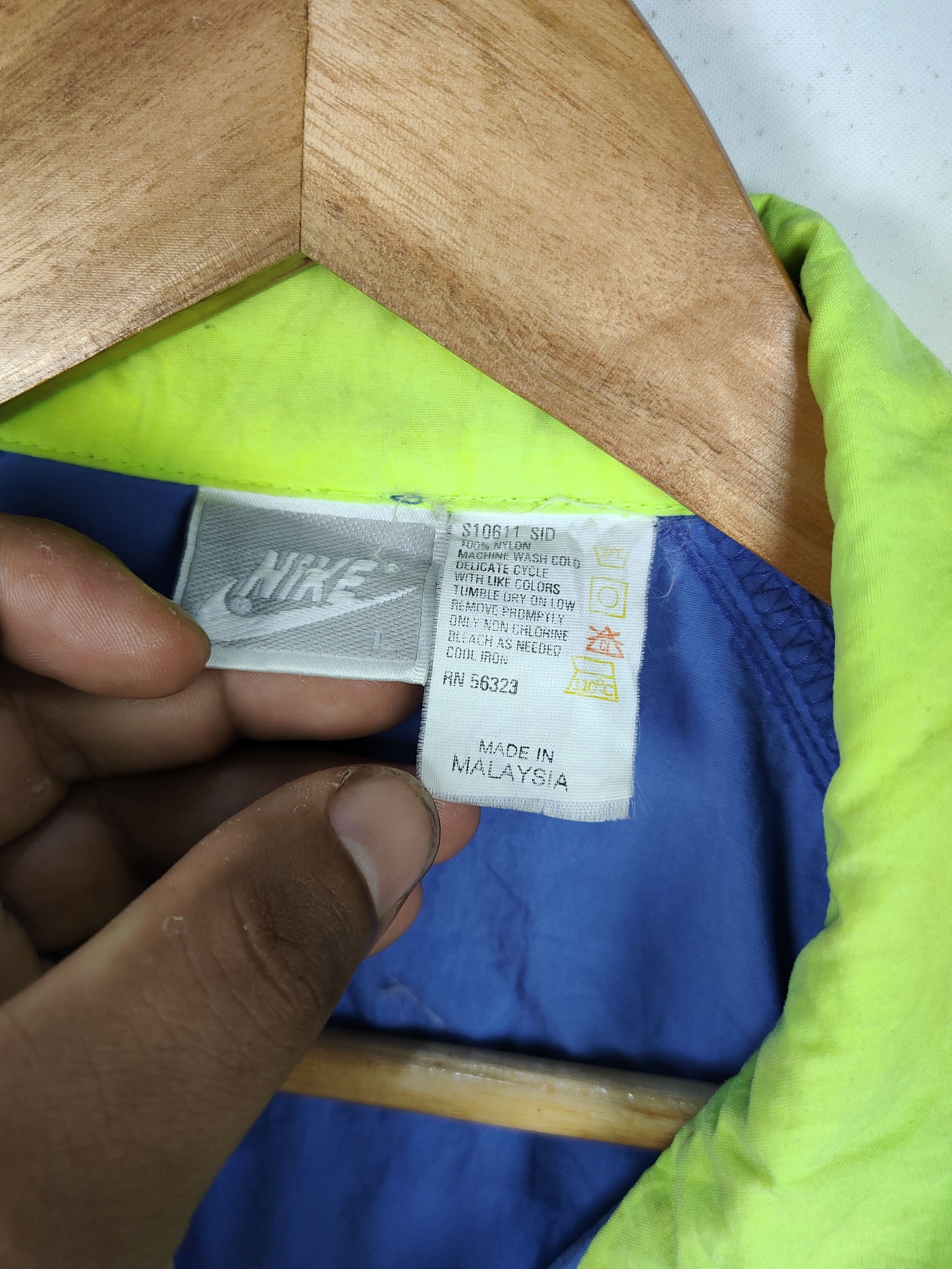 Nike × Vintage Vintage 90s Nike Colourway Windbreaker Jacket Size US L / EU 52-54 / 3 - 4 Thumbnail