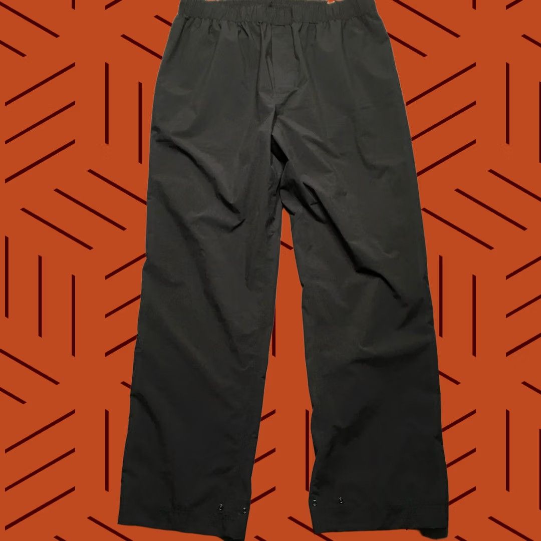 Vintage Zero Restriction Pants Mens XL Black Waterproof Golf Rain Wind Shell Rainwear Size US 36 / EU 52 - 1 Thumbnail