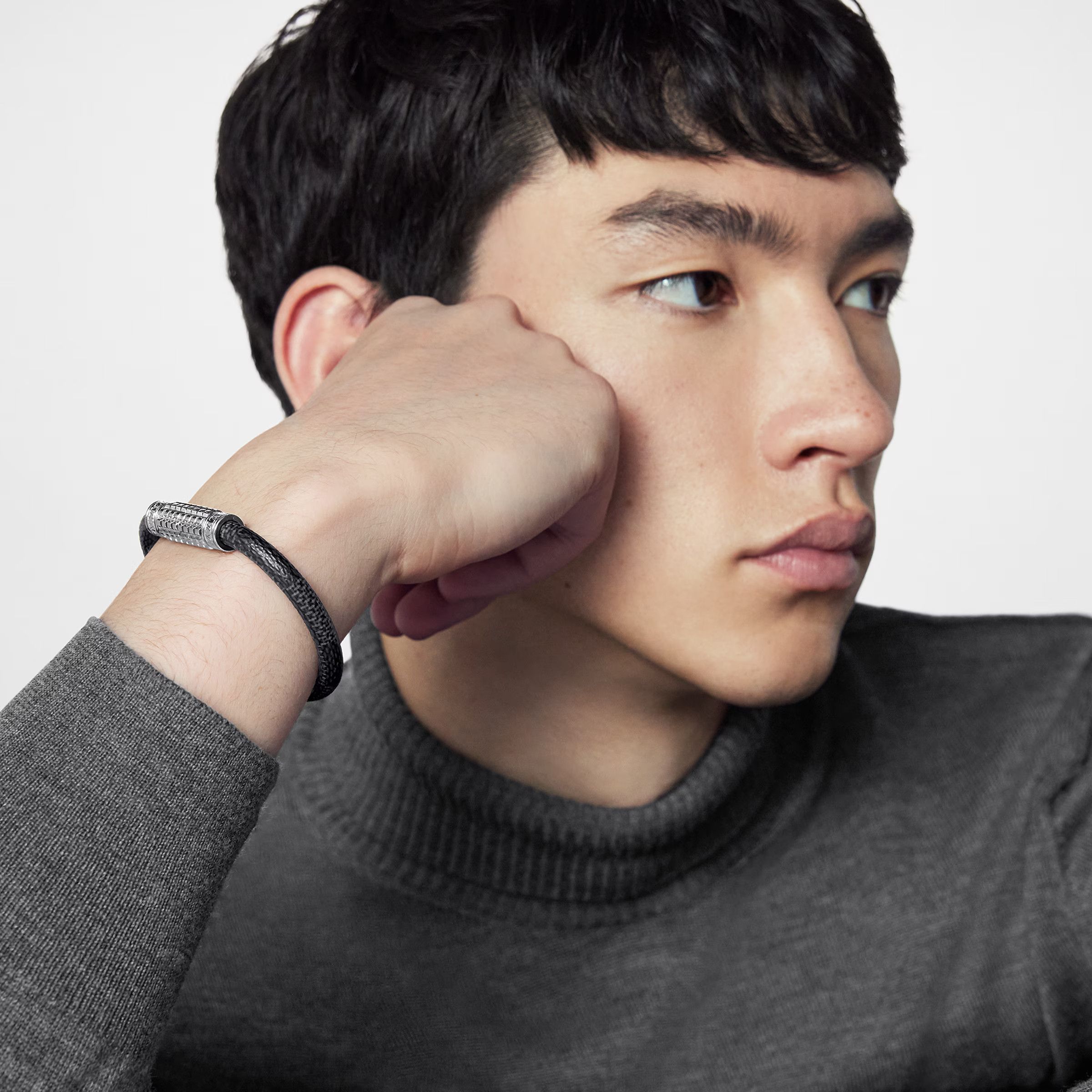 Louis Vuitton o1tko11025 Size: OS / Digit Bracelet in Black Size ONE SIZE - 6 Thumbnail
