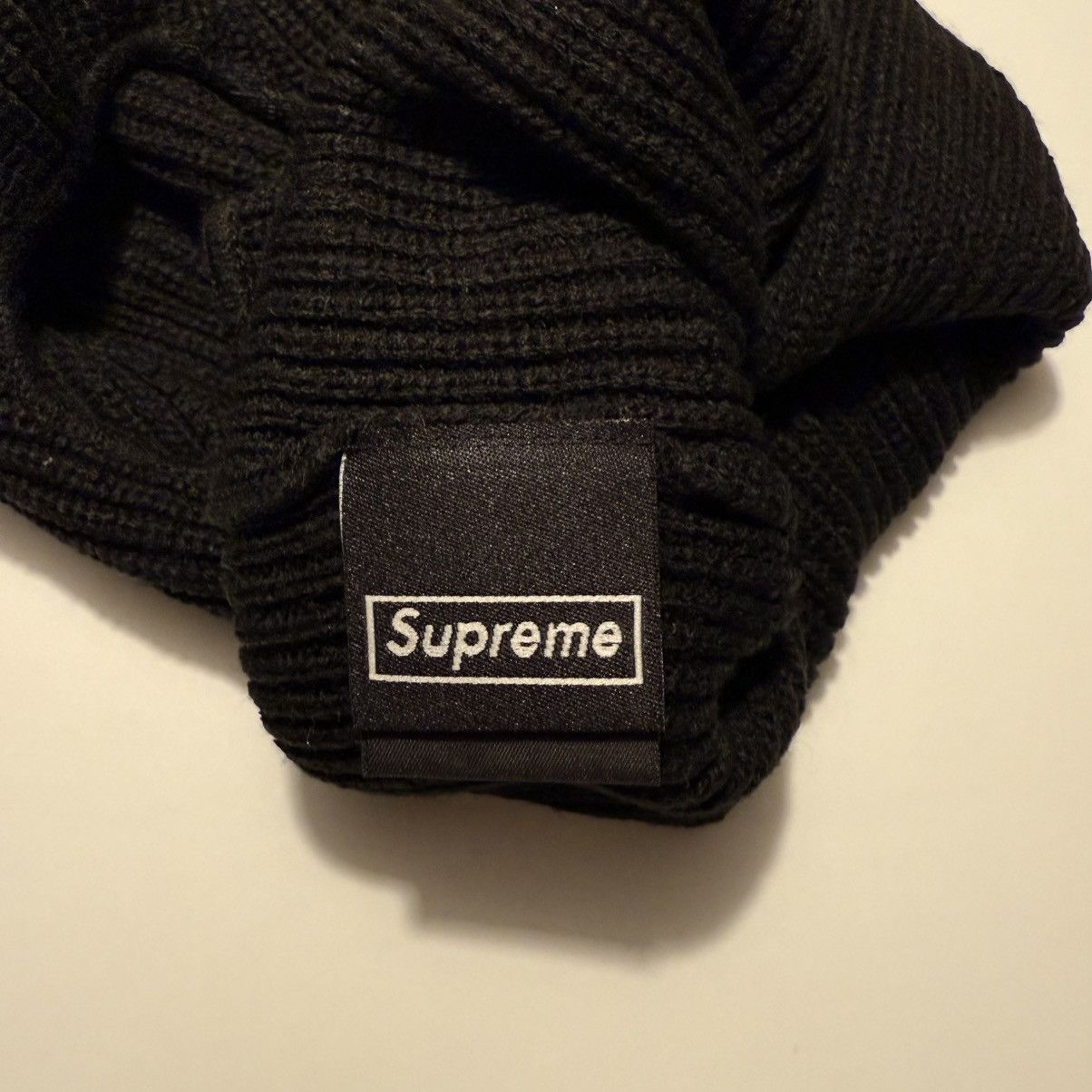 New Era × Supreme Supreme New Era Box Logo Balaclava FW22 Size ONE SIZE - 3 Thumbnail