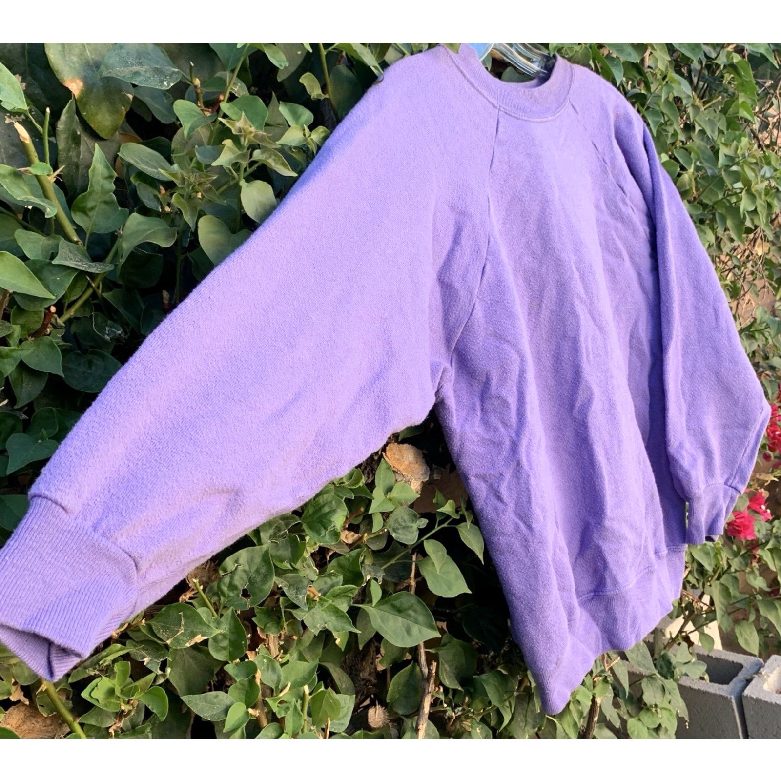 Tultex VINTAGE Tultex Sweatshirt Raglan Long Sleeve Pullover S Unisex Adults Purple Cotton Blend 50% Creslan 50% PULLOVER USA 1990s? Lavender Purple Soap? Size US S / EU 44-46 / 1 - 7 Thumbnail