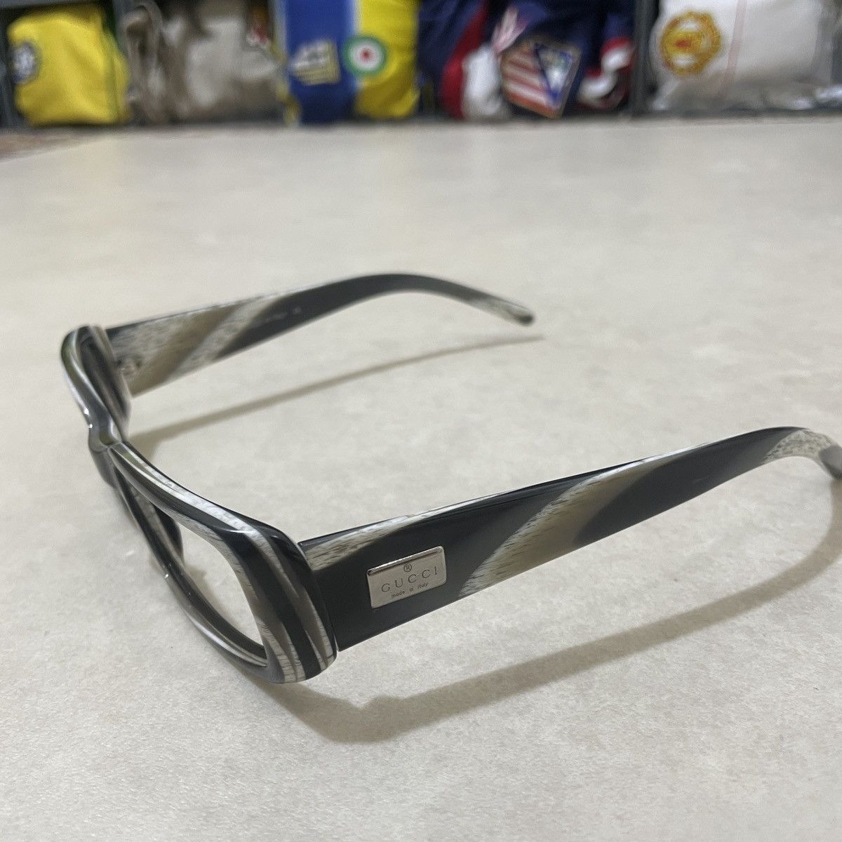 Gucci Gucci vintage sunglasses Frame Size ONE SIZE - 2 Thumbnail