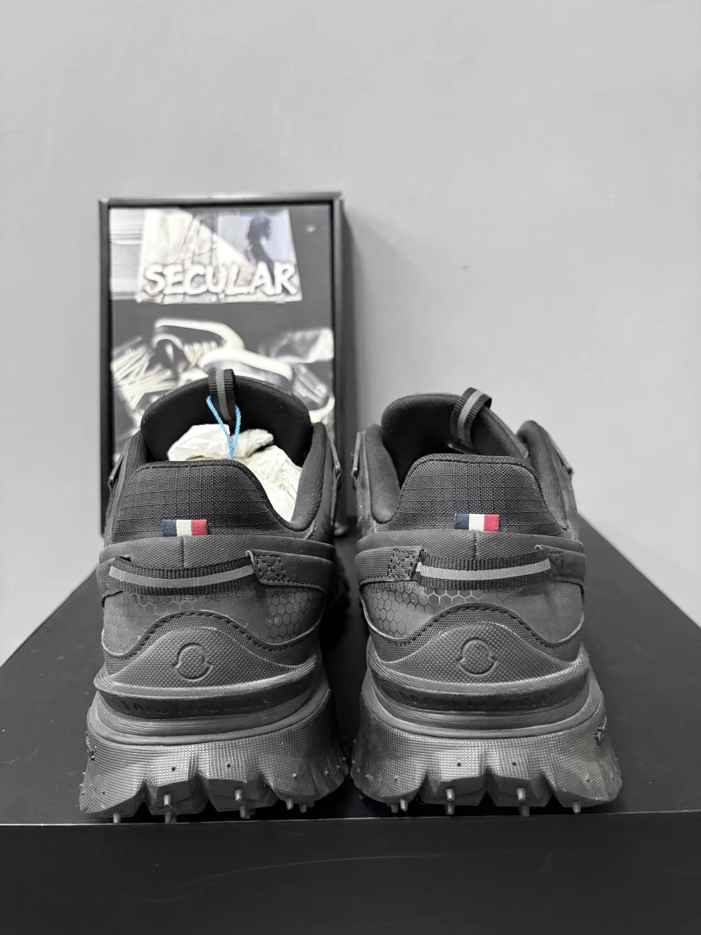 Moncler Moncler Tire Sneakers K34 Size US 11 / EU 44 - 7 Thumbnail