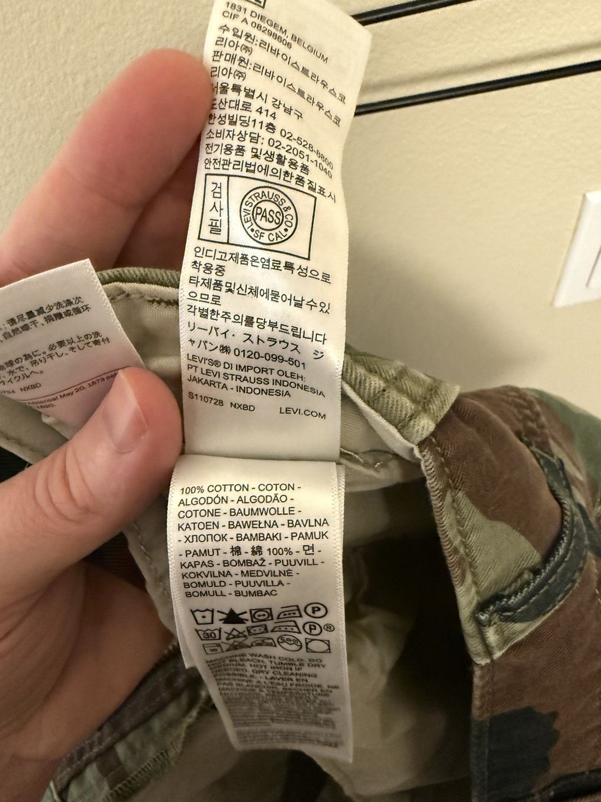 Levi's Levi’s XX Cargo Straight Fit Camo Pants Size US 33 - 5 Thumbnail