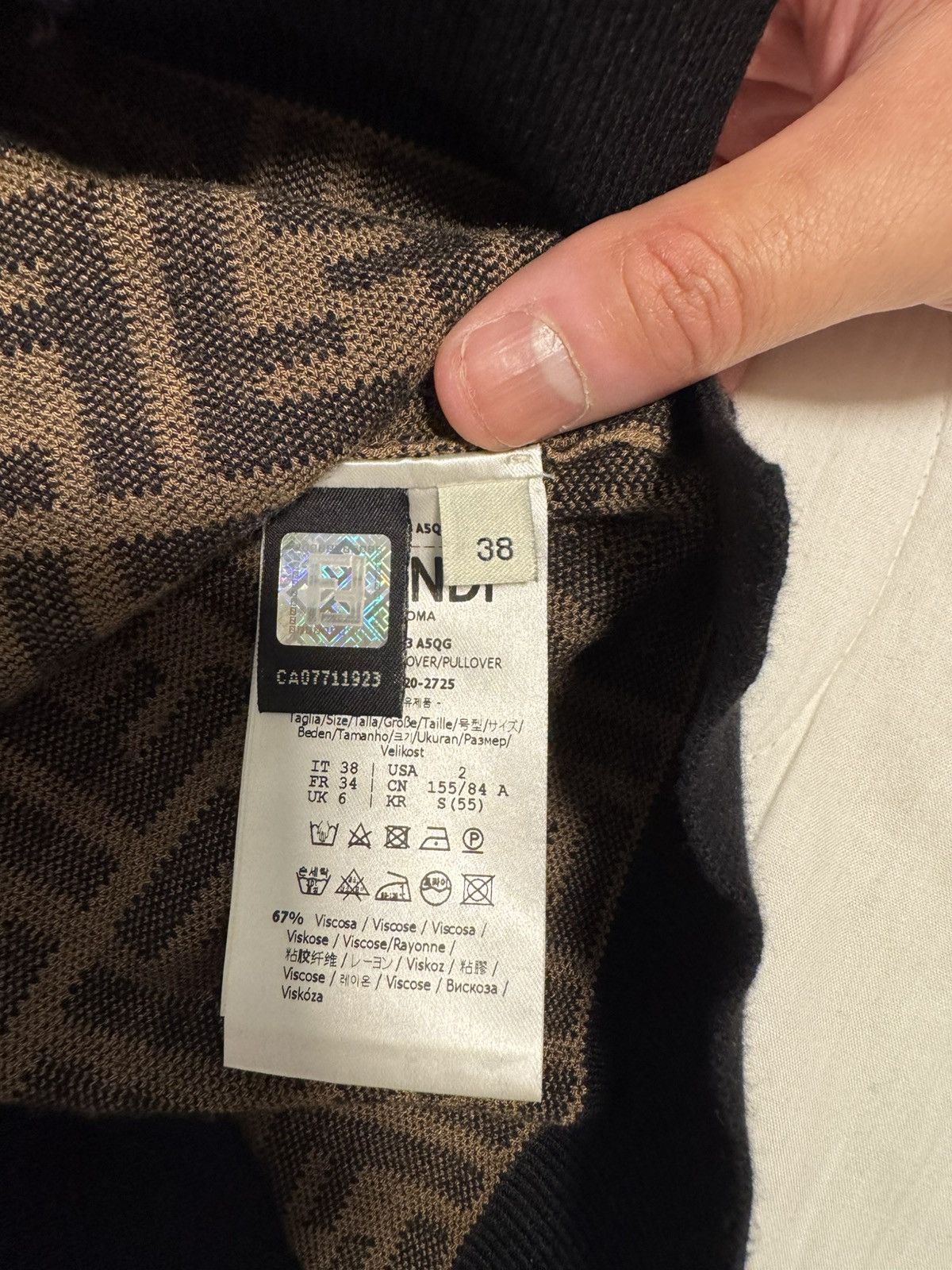 Fendi Fendi Motif Sweater Size XS / US 0-2 / IT 36-38 - 4 Thumbnail