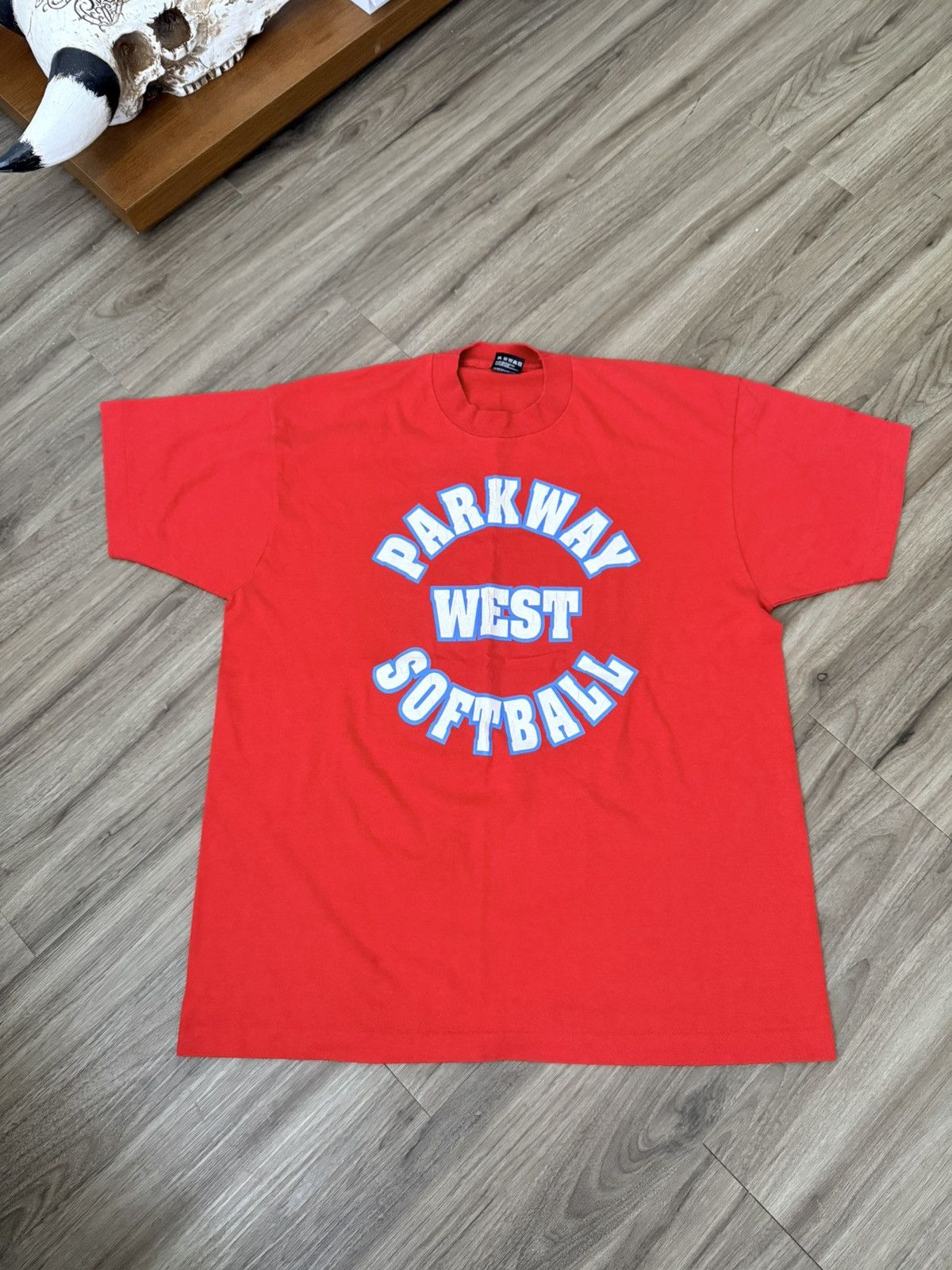 Fruit Of The Loom Vintage Parkway West Softball Champion shirt Size US XL / EU 56 / 4 - 1 Thumbnail