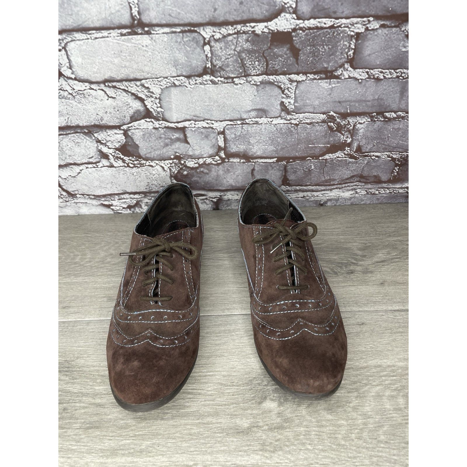 Born Born BOC Suzette Wingtips Shoes Brown Suede Blue Stitching O Size US 8.5 / IT 38.5 - 10 Thumbnail