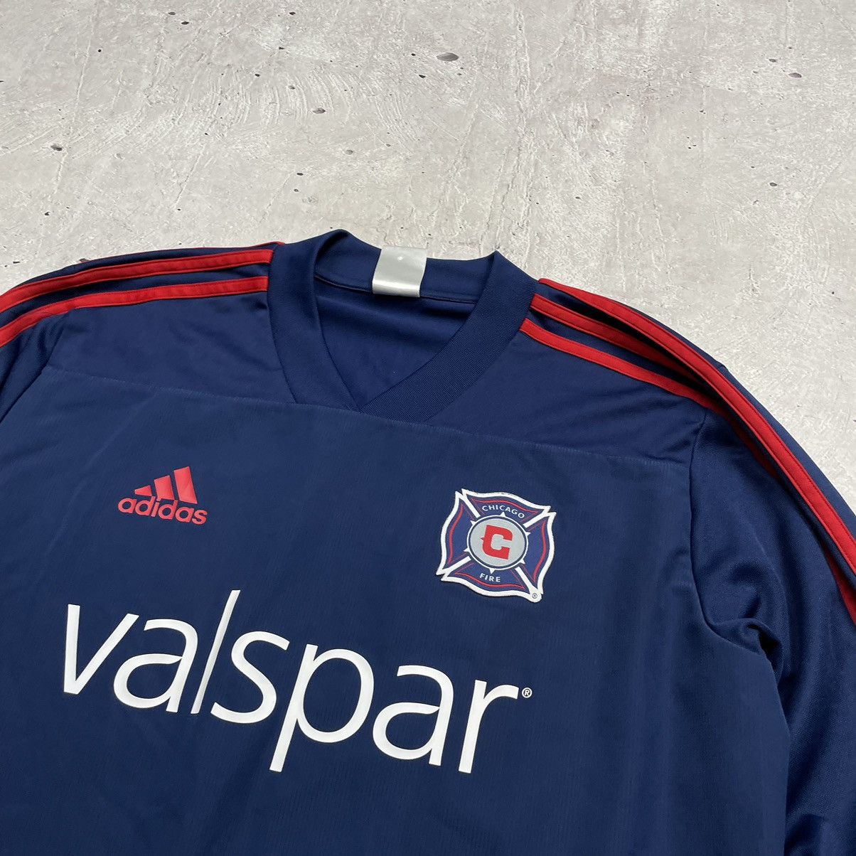 Adidas × Vintage Adidas Chicago Fire Climacool Long Sleeve Training Jersey Size US M / EU 48-50 / 2 - 5 Thumbnail