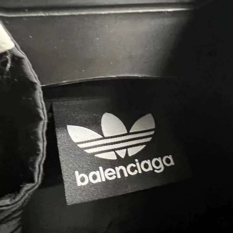 Balenciaga Balenciaga Balenciaga Adidas Black Logo Jacket-2506 Size US M / EU 48-50 / 2 - 3 Thumbnail