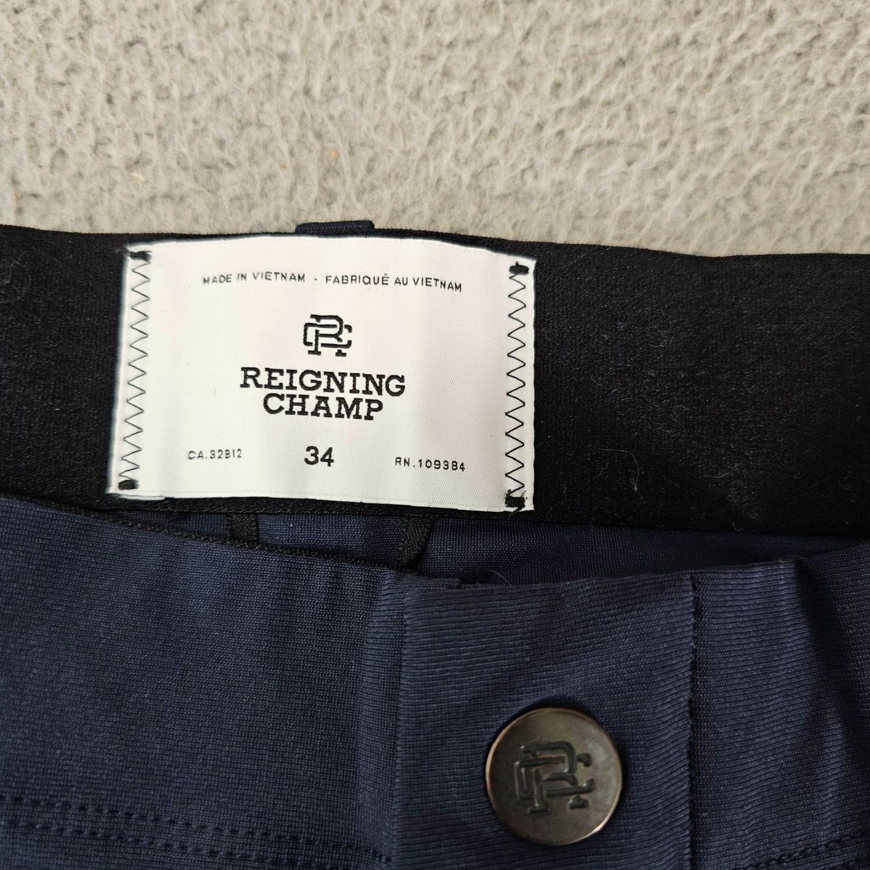 Reigning Champ Reigning Champ Coach's Navy Chino Pants Mens 34x30 Slim Tapered Casual Travel Workwear Utility Zip Pocket Button Front Logo Size US 34 / EU 50 - 3 Thumbnail