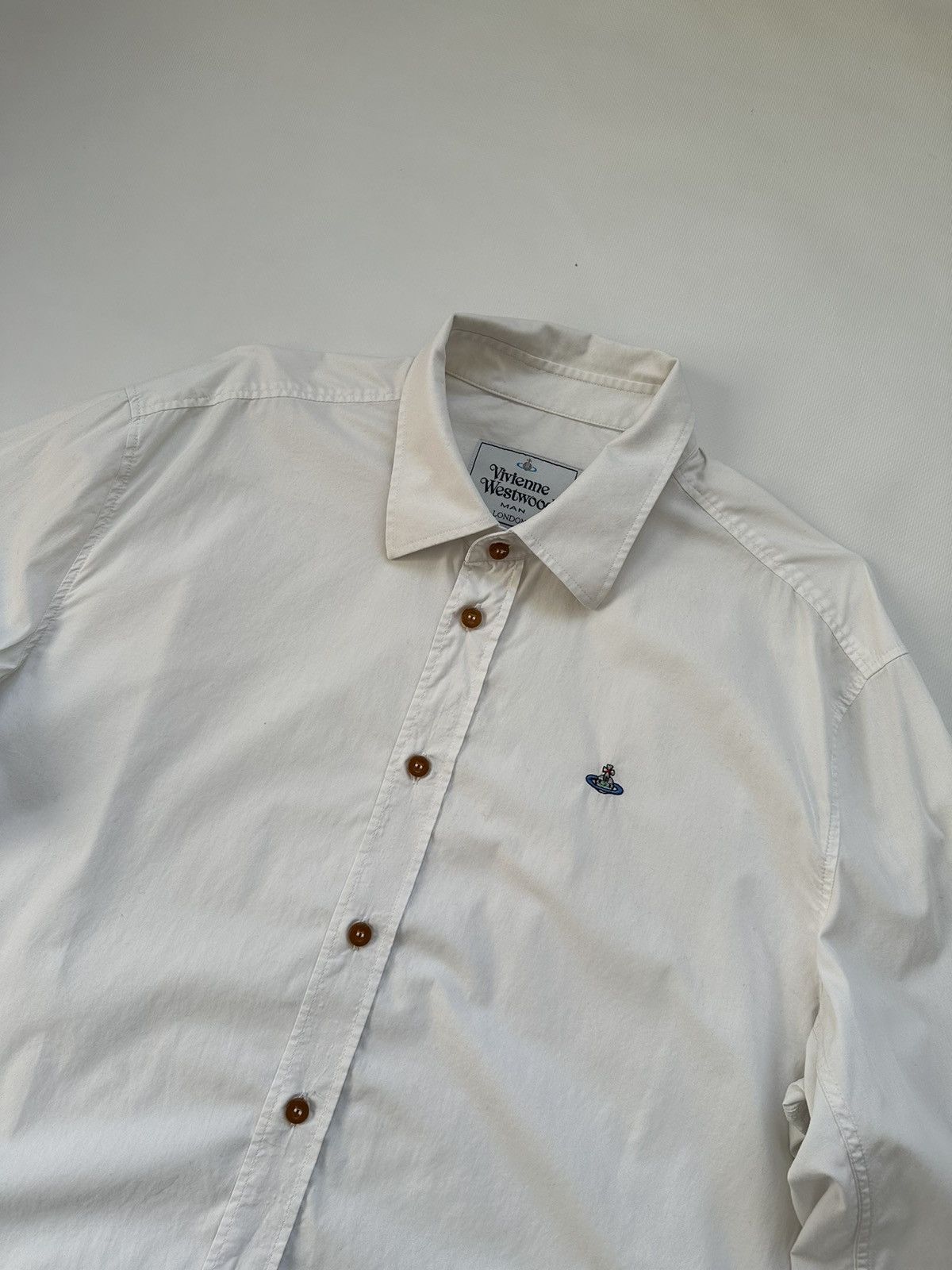 Vivienne Westwood Vintage Vivienne Westwood White Classic Buttons Shirt Size US L / EU 52-54 / 3 - 5 Thumbnail