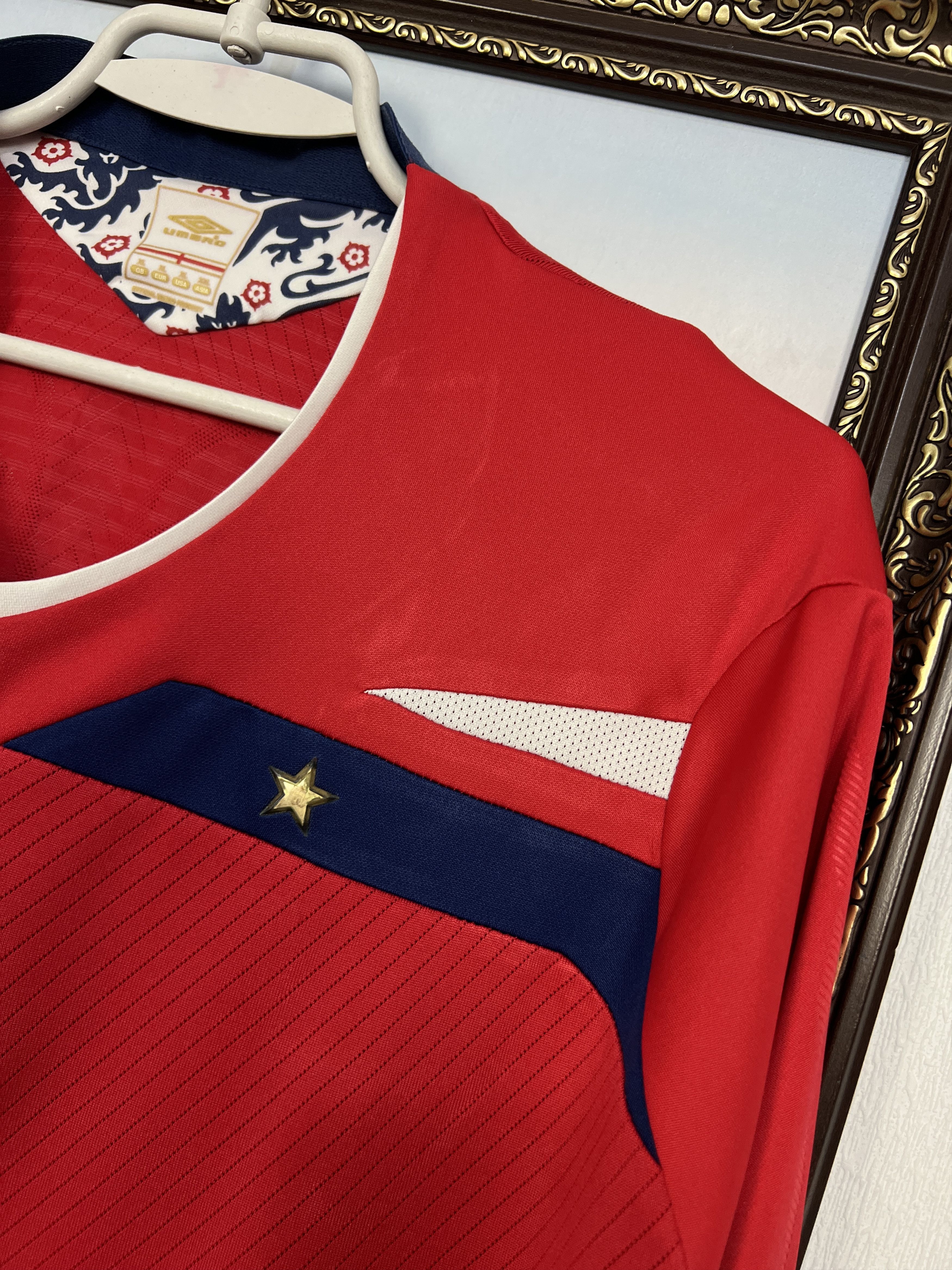 Umbro England Away football shirt Long Sleeve #6 Terry Jersey Size US XL / EU 56 / 4 - 8 Thumbnail