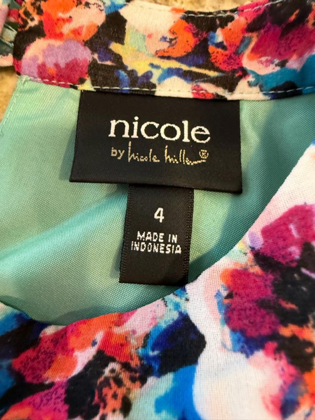 Other Nicole by Nicole Miller midi dress floral pleated SZ 4 Size S / US 4 / IT 40 - 7 Thumbnail
