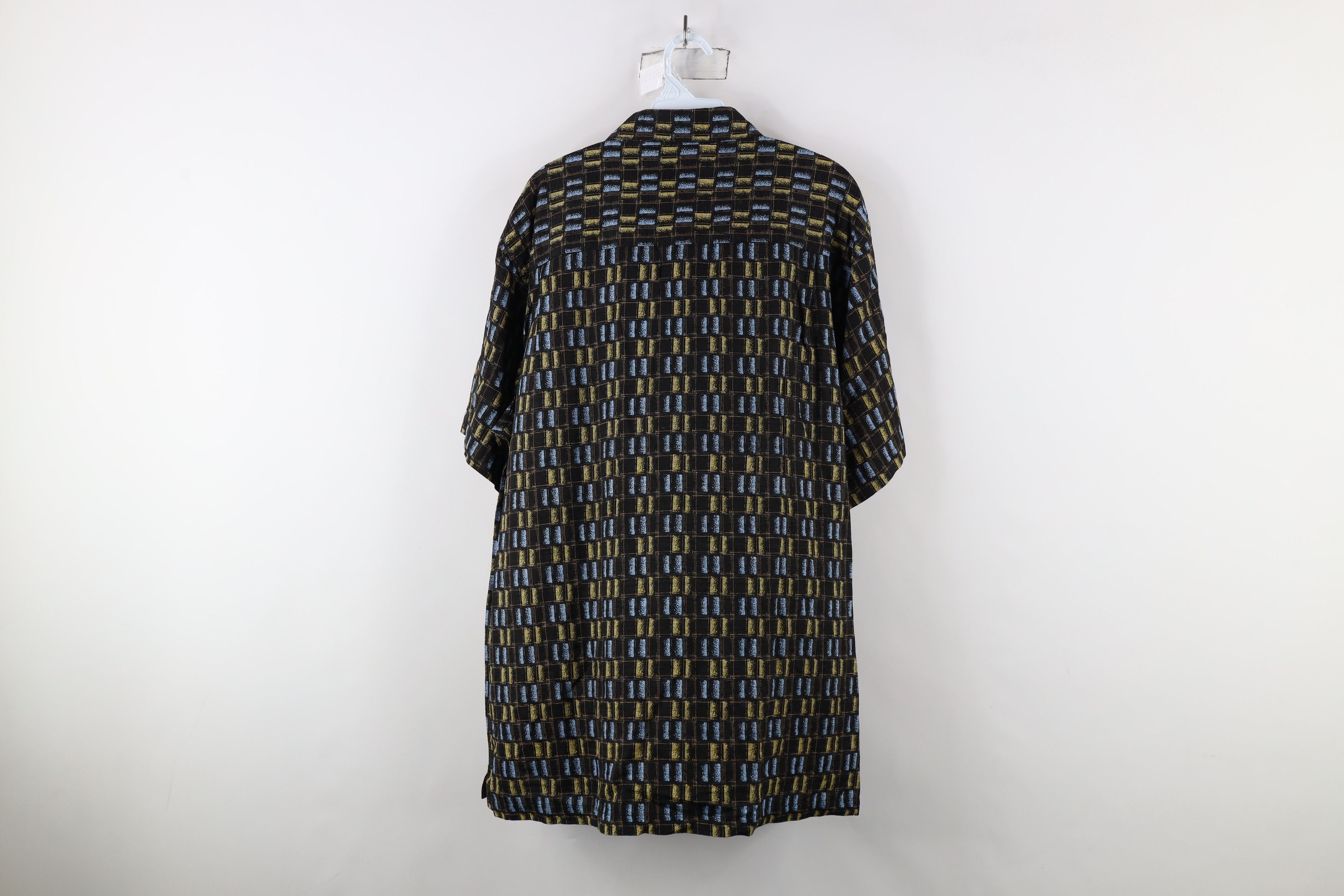 Vintage Deadstock Vintage 90s Streetwear Short Sleeve Button Shirt Size US XL / EU 56 / 4 - 8 Thumbnail