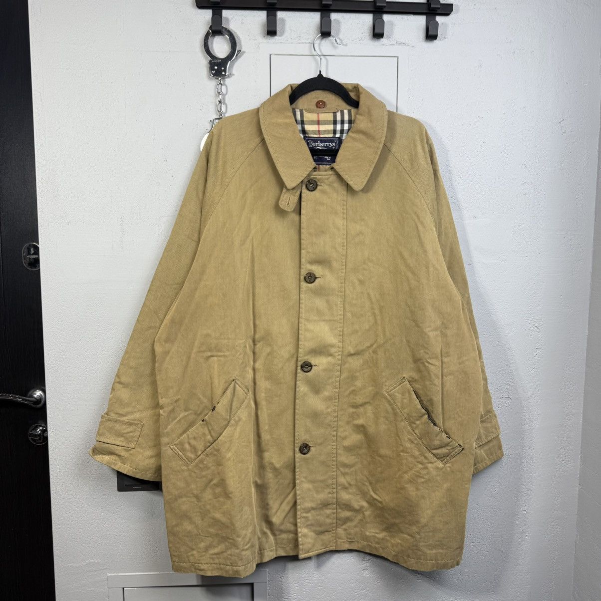 Burberry Vintage Burberry’s Trench Coat Burberry’s Size US M / EU 48-50 / 2 - 2 Thumbnail
