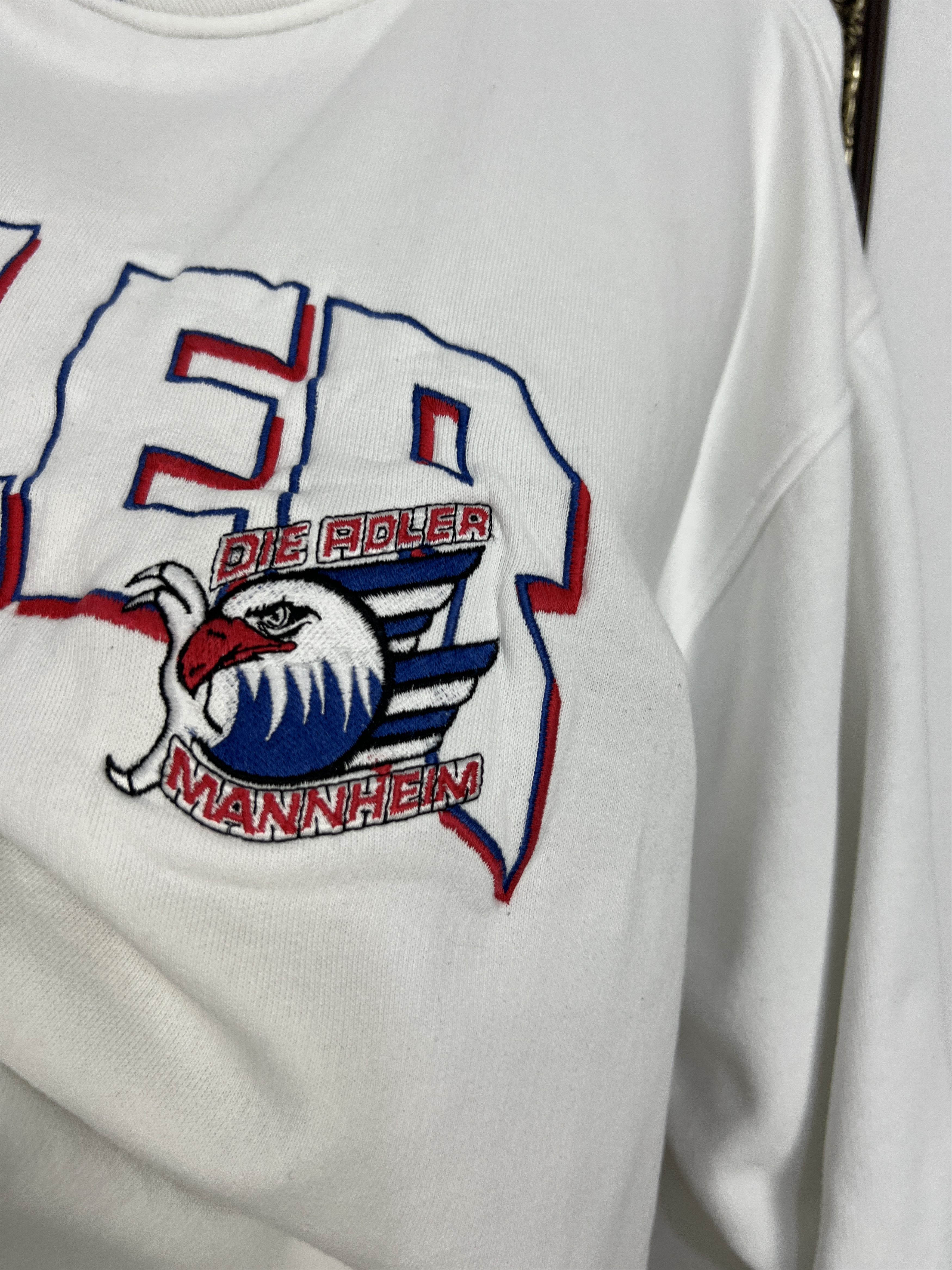 Starter Vintage 90's Starter Die Adler Mannheim NHL Sweatshirt Size US L / EU 52-54 / 3 - 4 Thumbnail