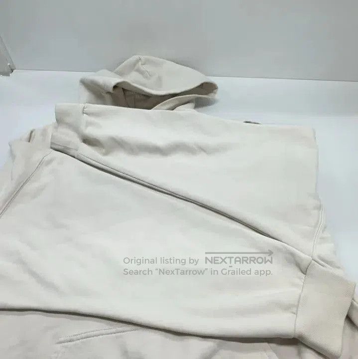 Balenciaga Balenciaga White Unity Print Hoodie for Men. Size US M / EU 48-50 / 2 - 5 Thumbnail
