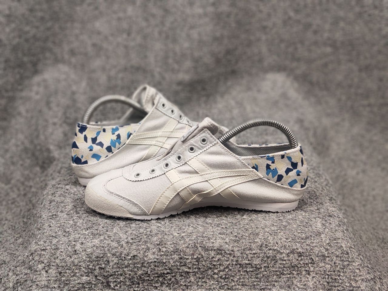 Asics Vtg Japan Asics onitsuka tiger Mules Sneakers Canvas Shoes Size US 5 / EU 37 - 13 Thumbnail