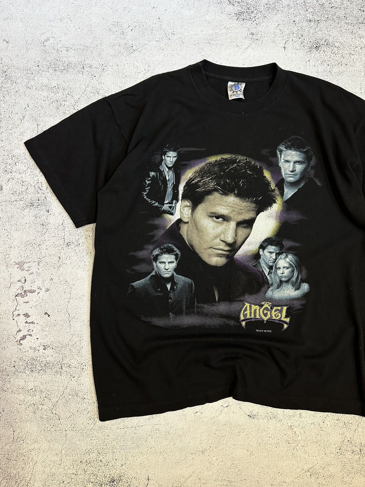 Vintage Rare Vintage 2000 Buffy the Vampire slayer t shirt Angel Size US L / EU 52-54 / 3 - 3 Thumbnail