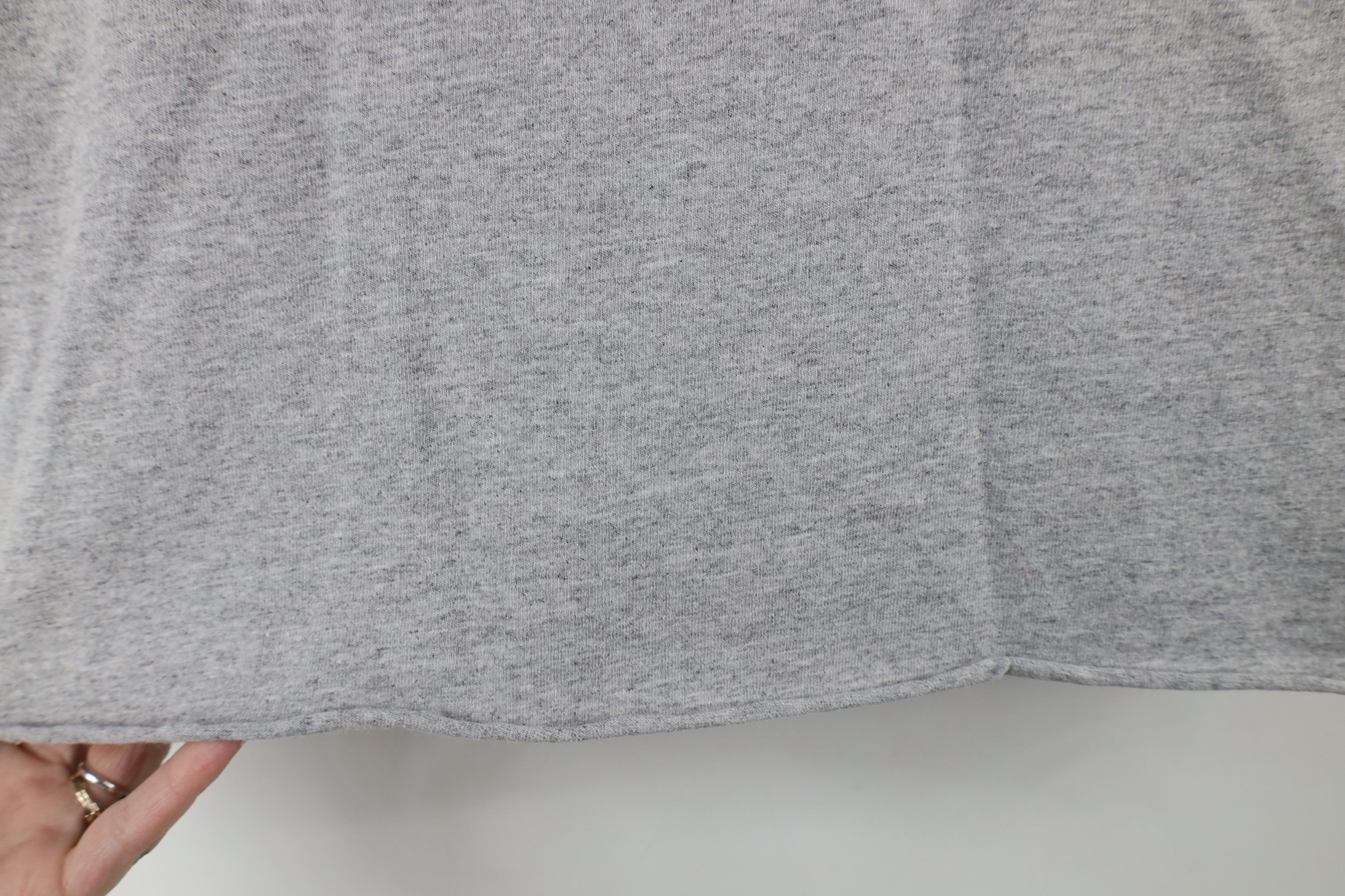 Vintage Vintage Y2K 2002 Cropped The Beatles Band T-Shirt Gray Size L / US 10 / IT 46 - 5 Thumbnail