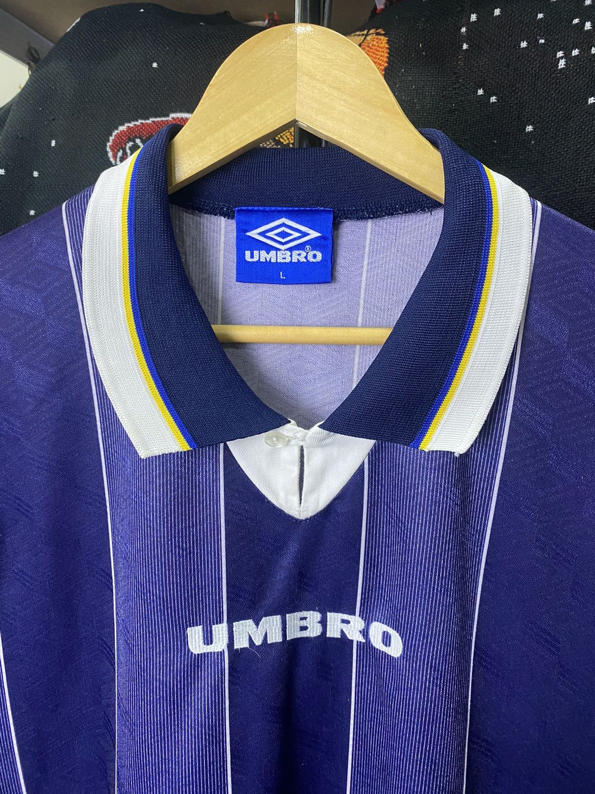 Umbro Vintage Umbro Jersey Size US L / EU 52-54 / 3 - 2 Thumbnail