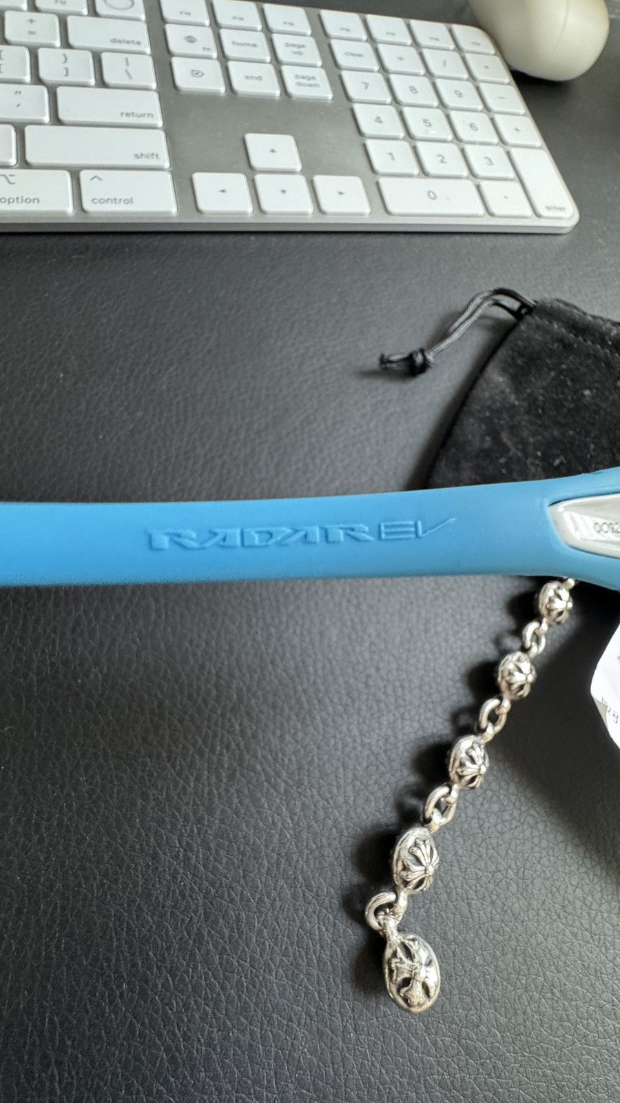 Oakley × Vetements VETEMENTS x OAKLEY SS19 SPIKES 400 SUNGLASSES Size ONE SIZE - 9 Thumbnail