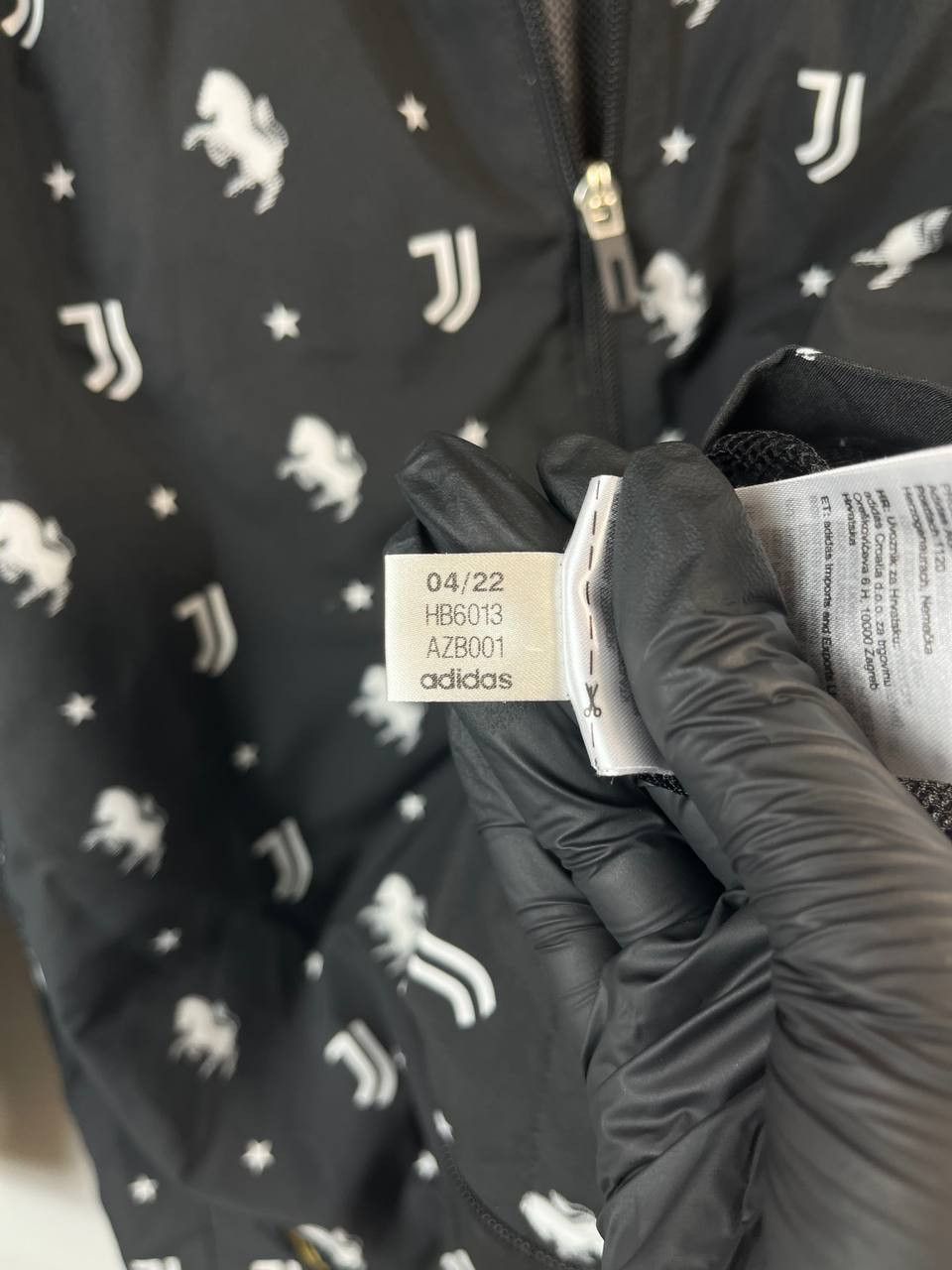 Adidas Juventus Jacket Windbreaker Football Adidas HB6013 Sz S Size US S / EU 44-46 / 1 - 4 Thumbnail