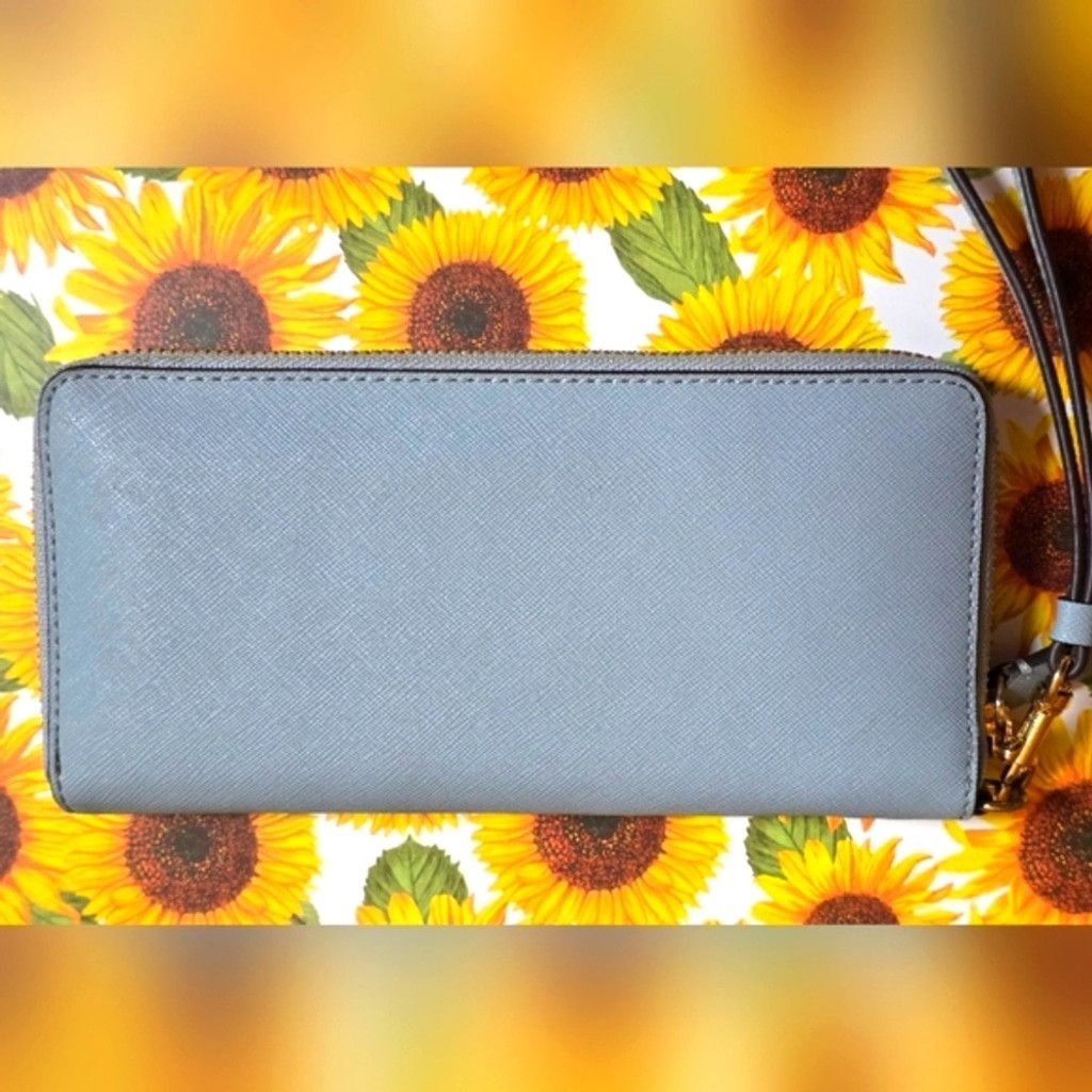 Calvin Klein Calvin Klein Light Blue Wristlet Size ONE SIZE - 5 Thumbnail