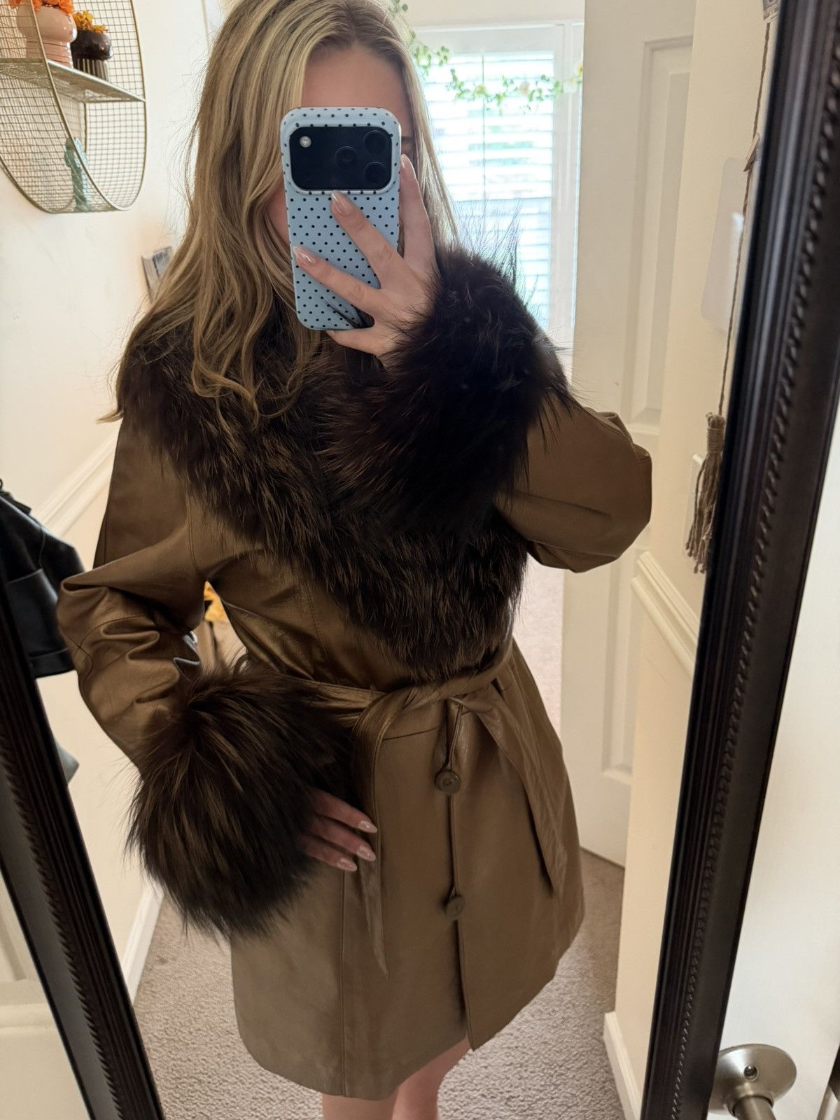 Sagafurs SAGA FOX FUR COAT VINTAGE Size S / US 4 / IT 40 - 9 Thumbnail
