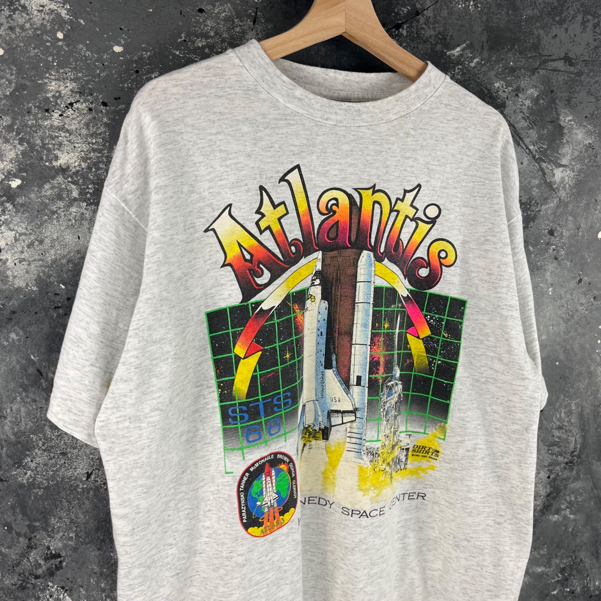 Vintage Vintage Kennedy Space Center shirt Size US XL / EU 56 / 4 - 2 Thumbnail